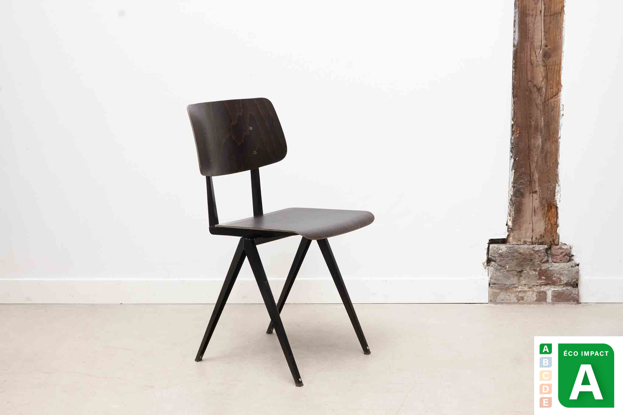 Chaise S16 de Galvanitas - ébène / noir - Réédition Cartel de Belleville