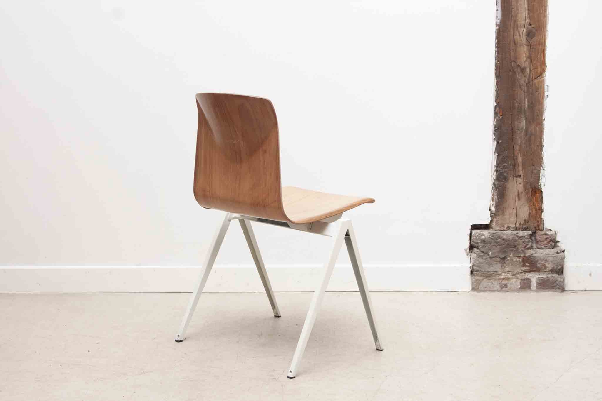 Chaise Galvanitas S22 hêtre