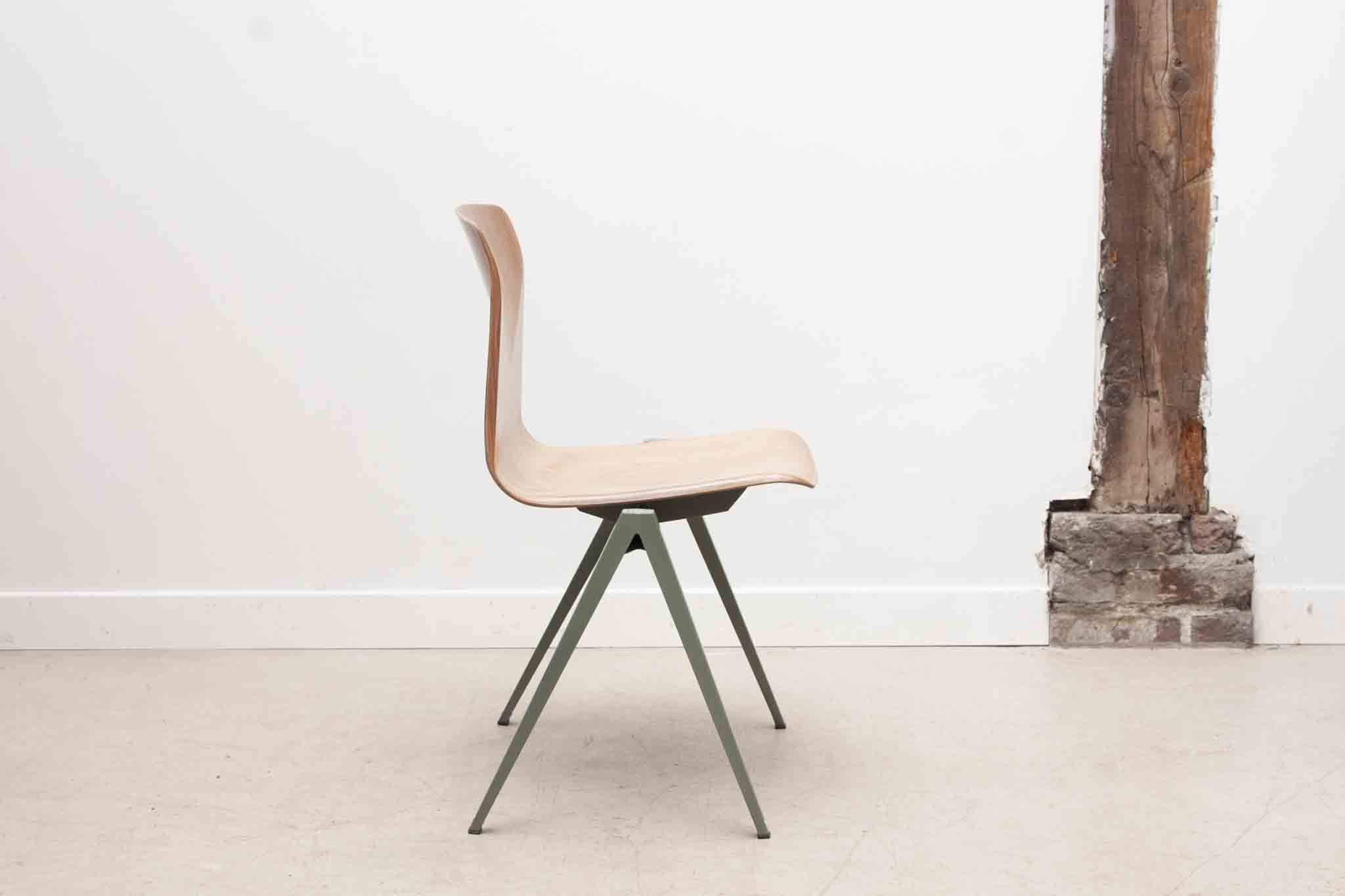 Chaise Galvanitas S22 hêtre