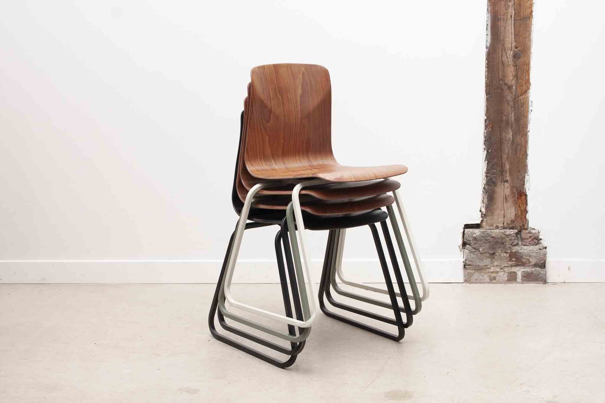 Chaise Galvanitas S23 ébène et noir