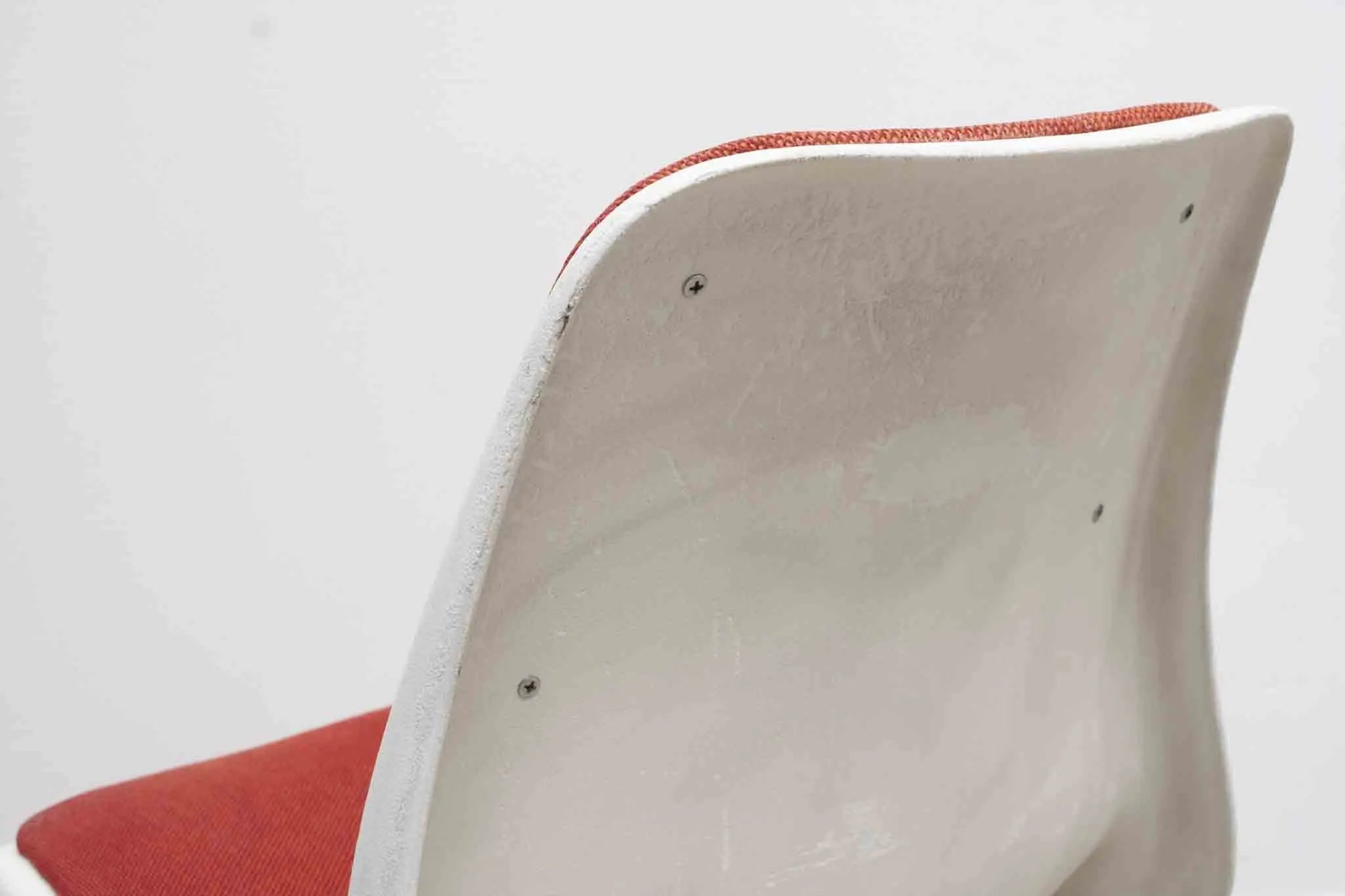 Chaise plastique Lübke 1970 Cartel de Belleville