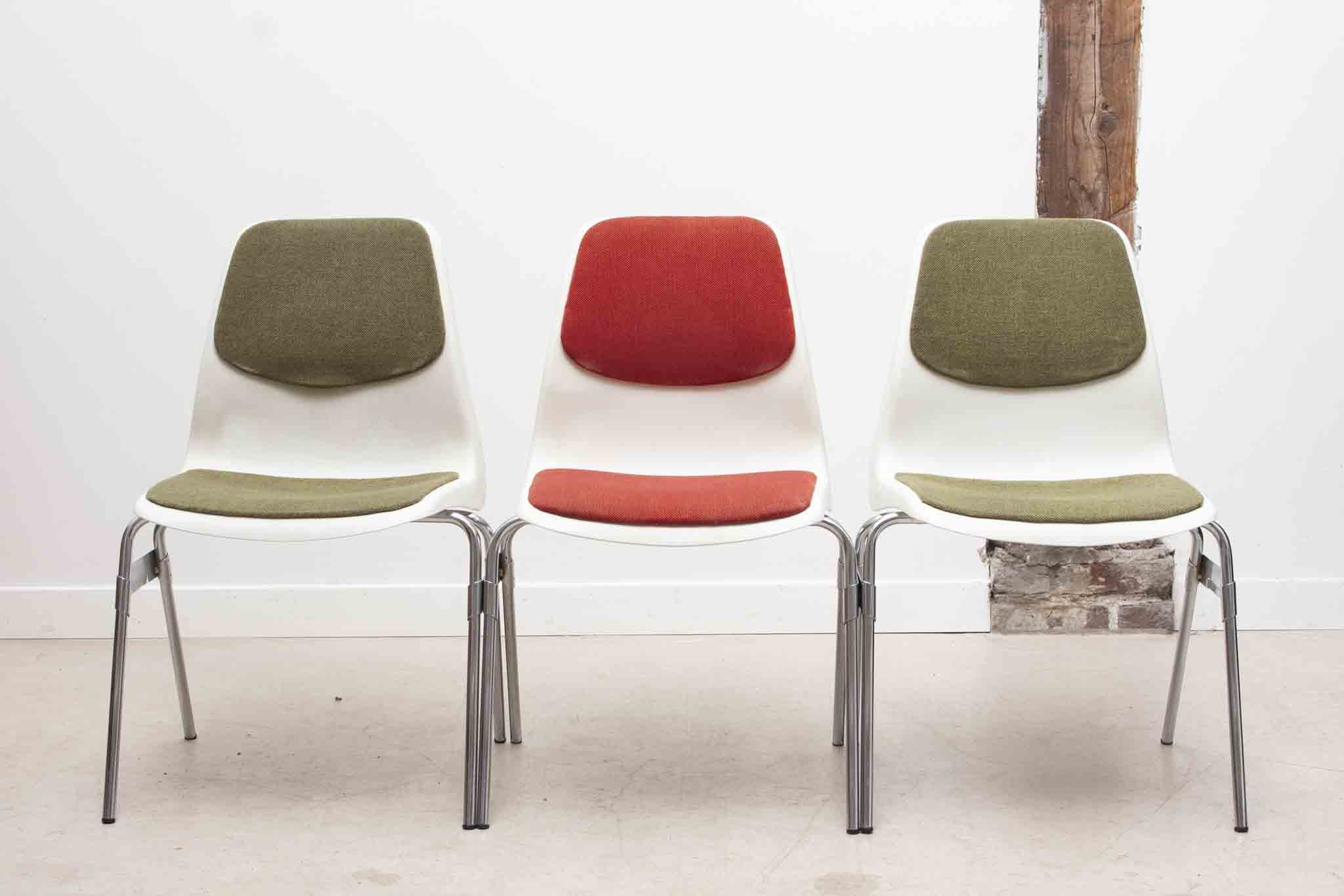 Chaise plastique Lübke 1970 Cartel de Belleville