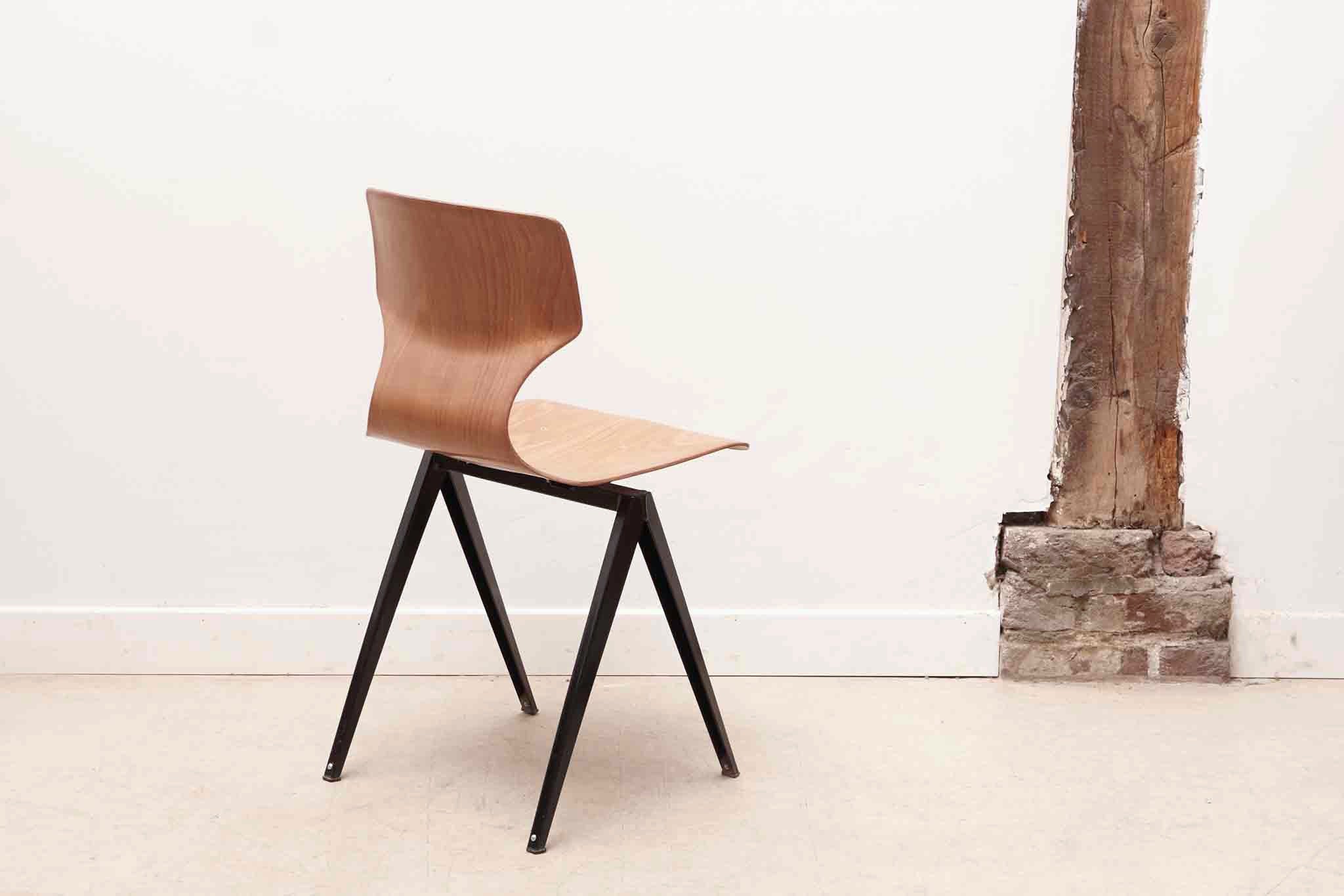 Galvanitas s19 reissue chair Off-white