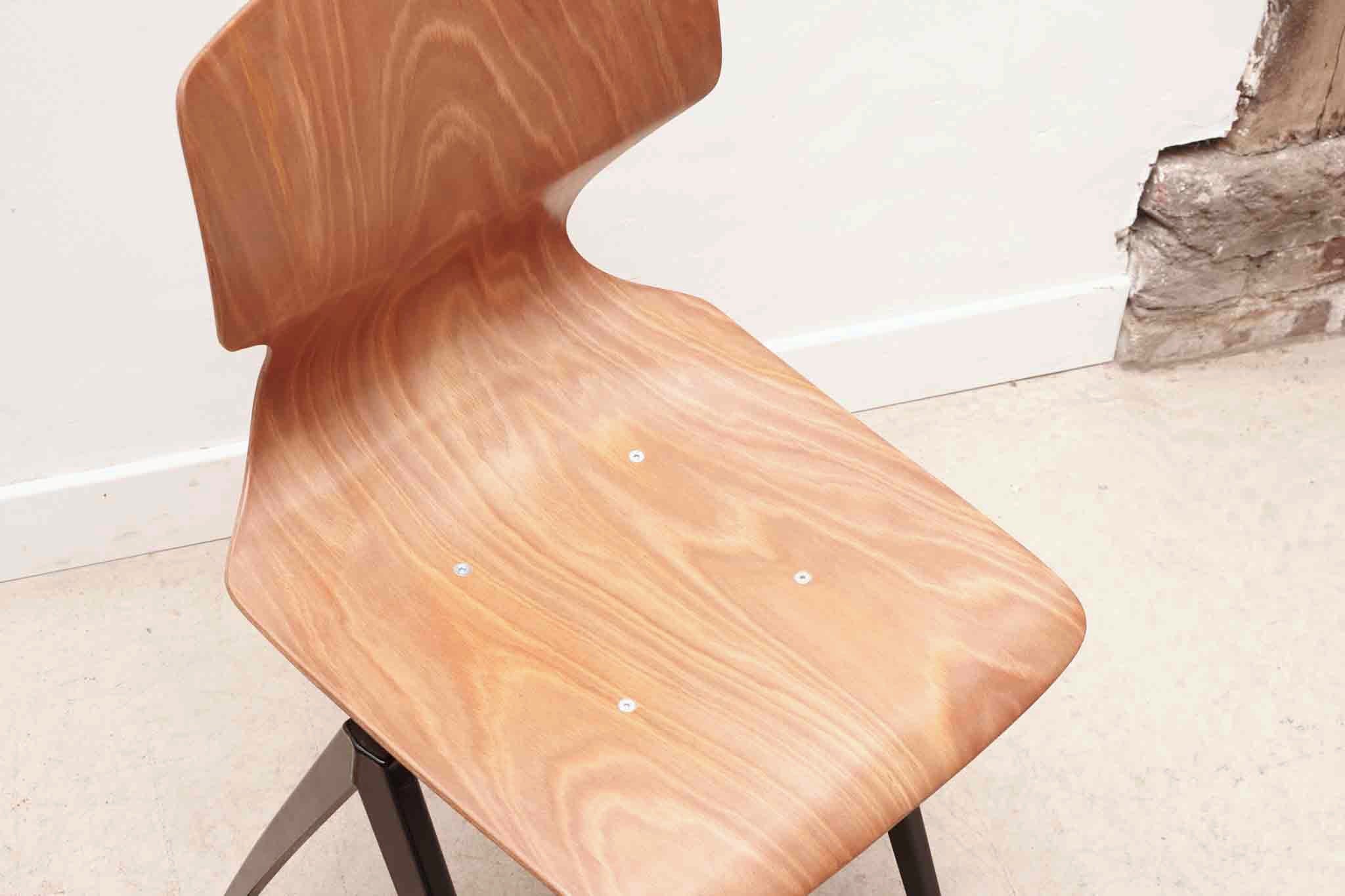 Galvanitas s19 reissue chair Off-white