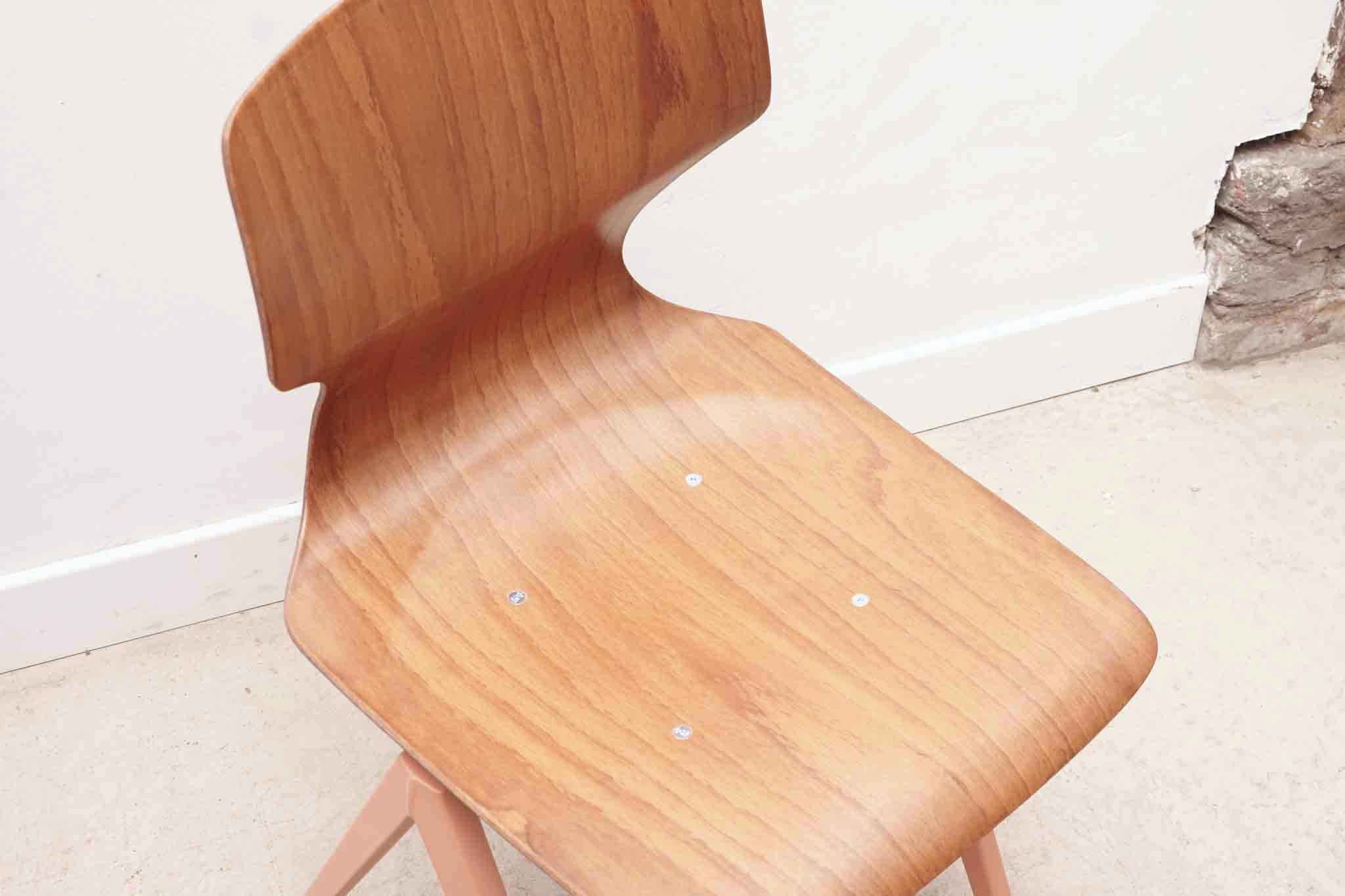 Chaise Galvanitas s19 réédition cintrée *Personnalisable* Cartel de Belleville