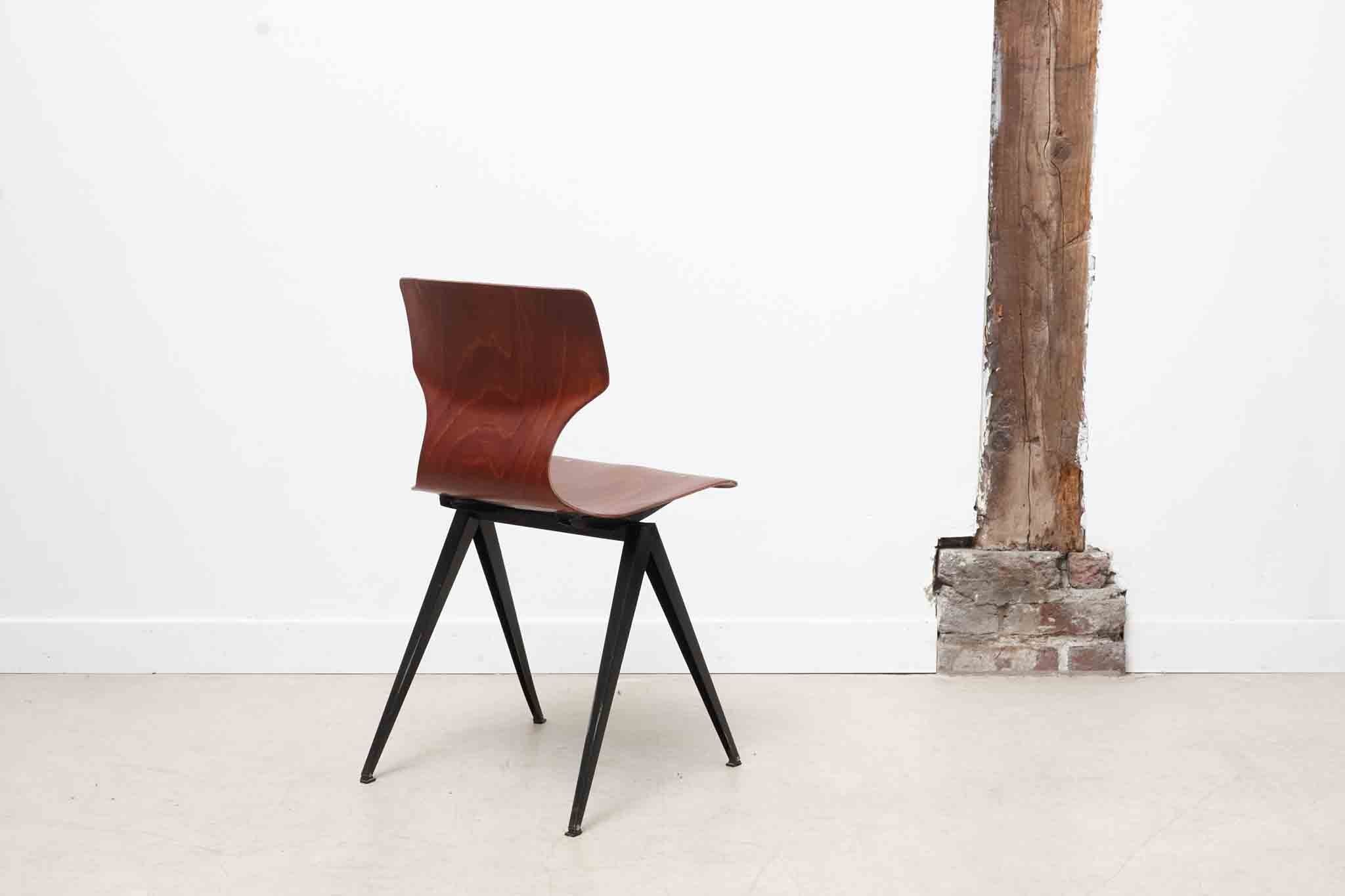 Chaise Galvanitas S19 1ère édition acajou / noir