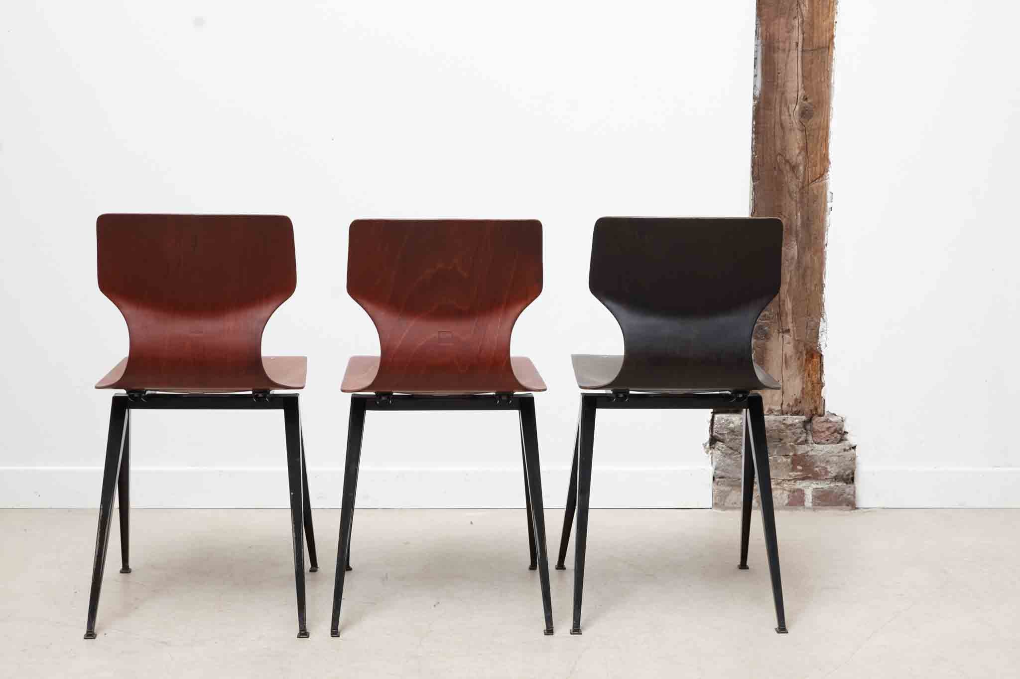 Chaise Galvanitas S19 1ère édition acajou / noir