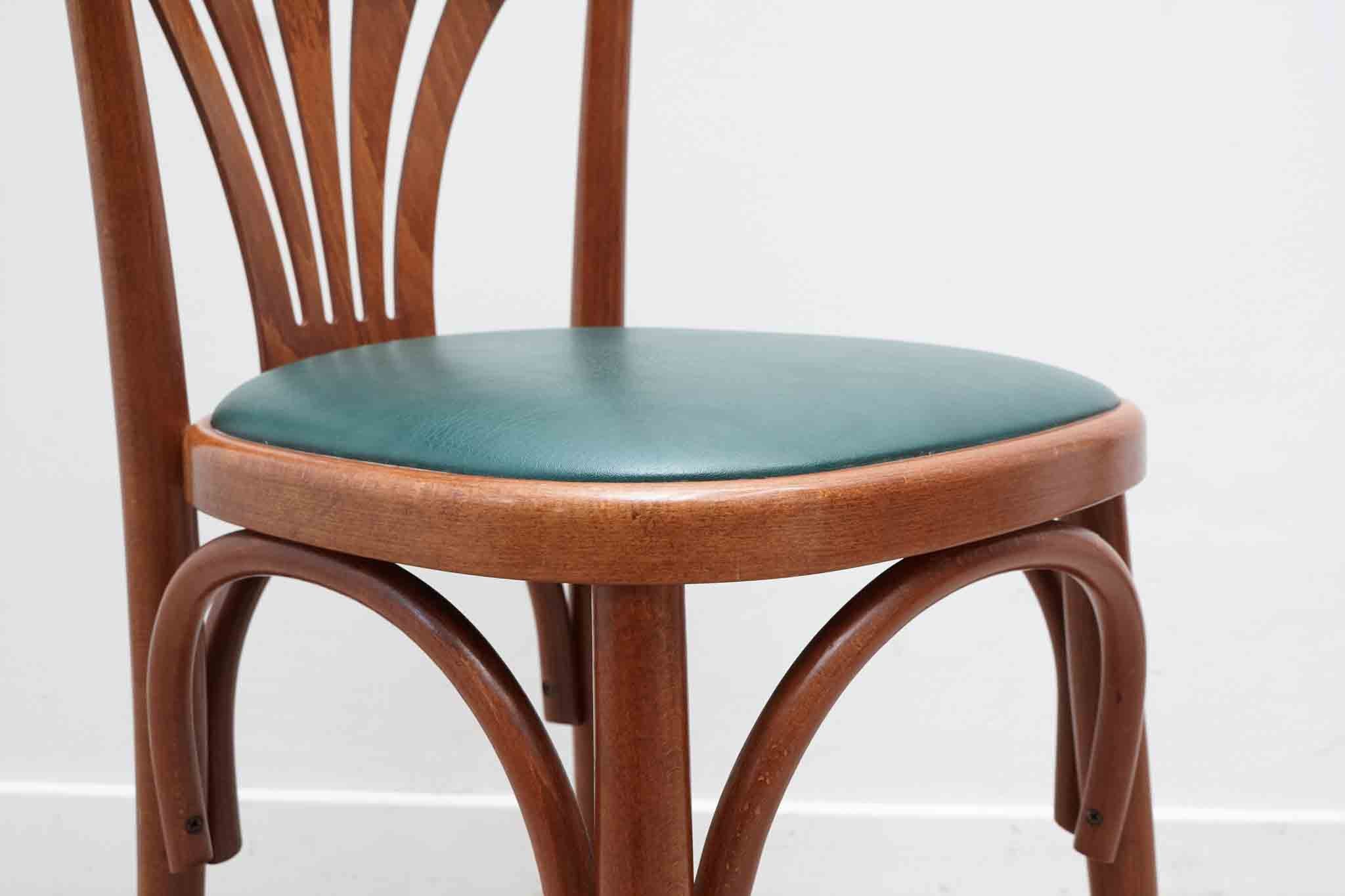 Chaise bistrot style Thonet rembourrée chêne et vert