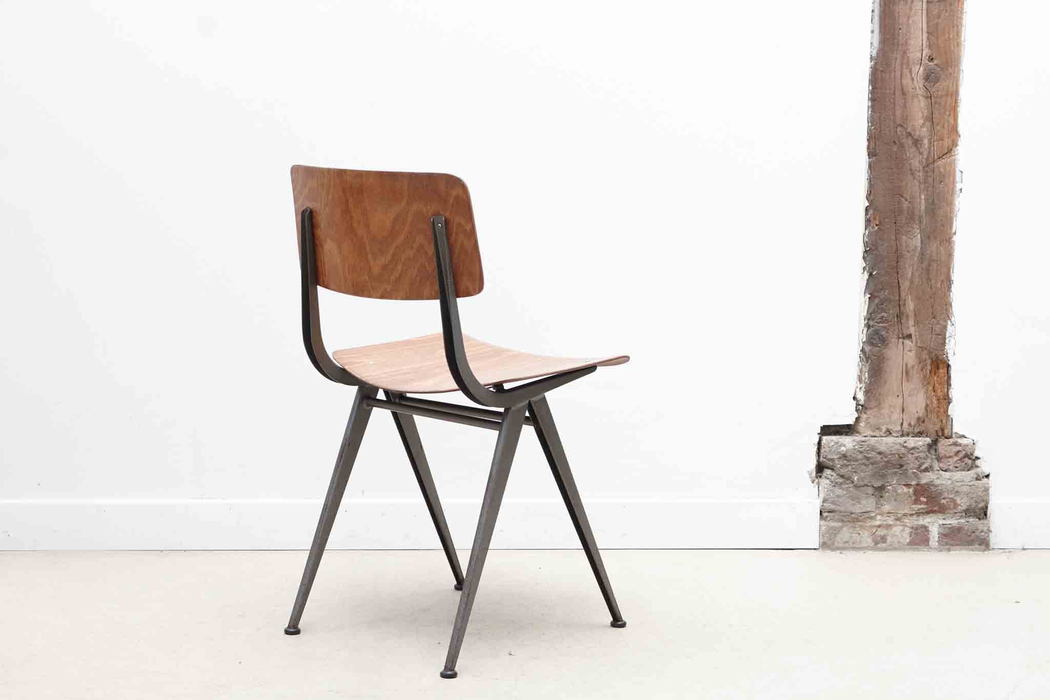 Chaise style Friso Kramer chêne et gris Cartel de Belleville