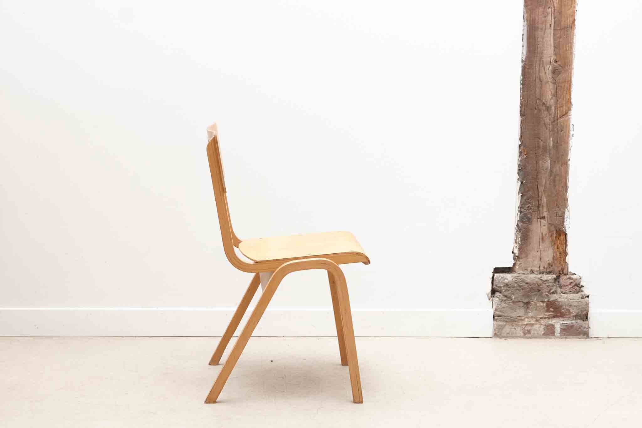 Chaise style scandinave hêtre Cartel de Belleville