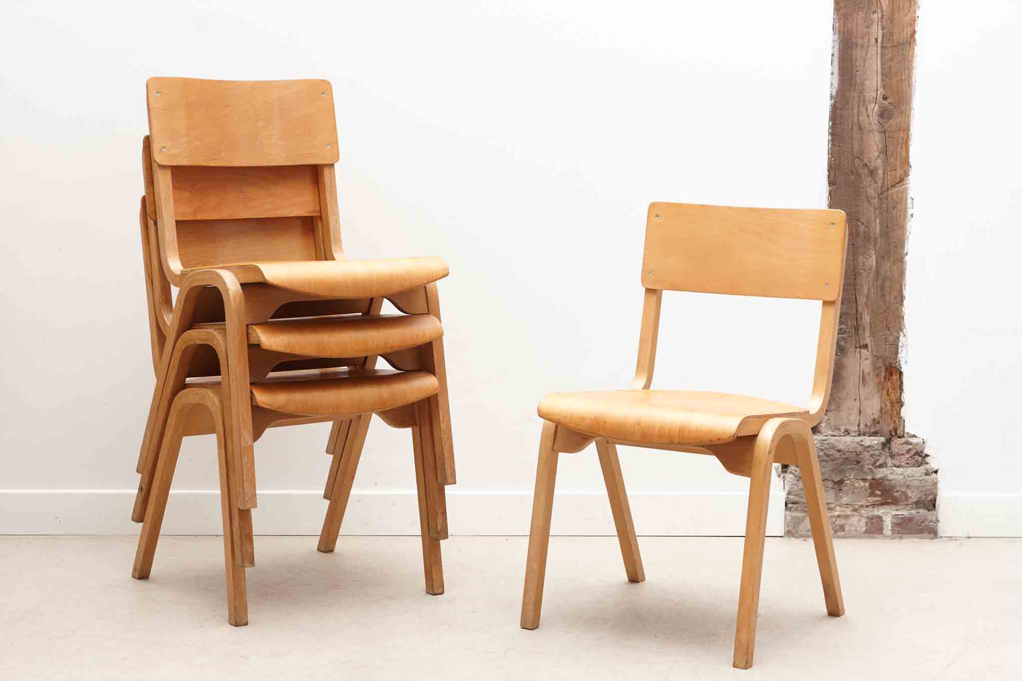 Chaise style scandinave hêtre