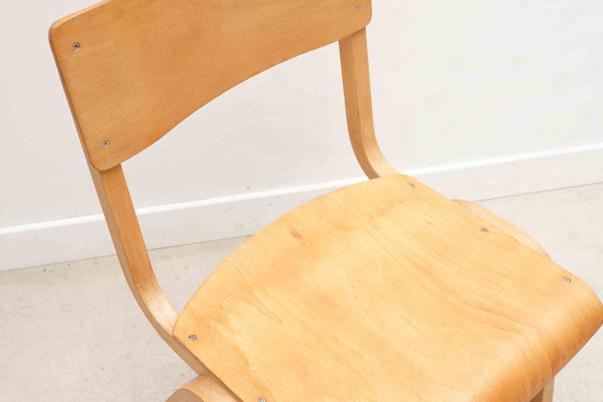 Chaise style scandinave hêtre Cartel de Belleville