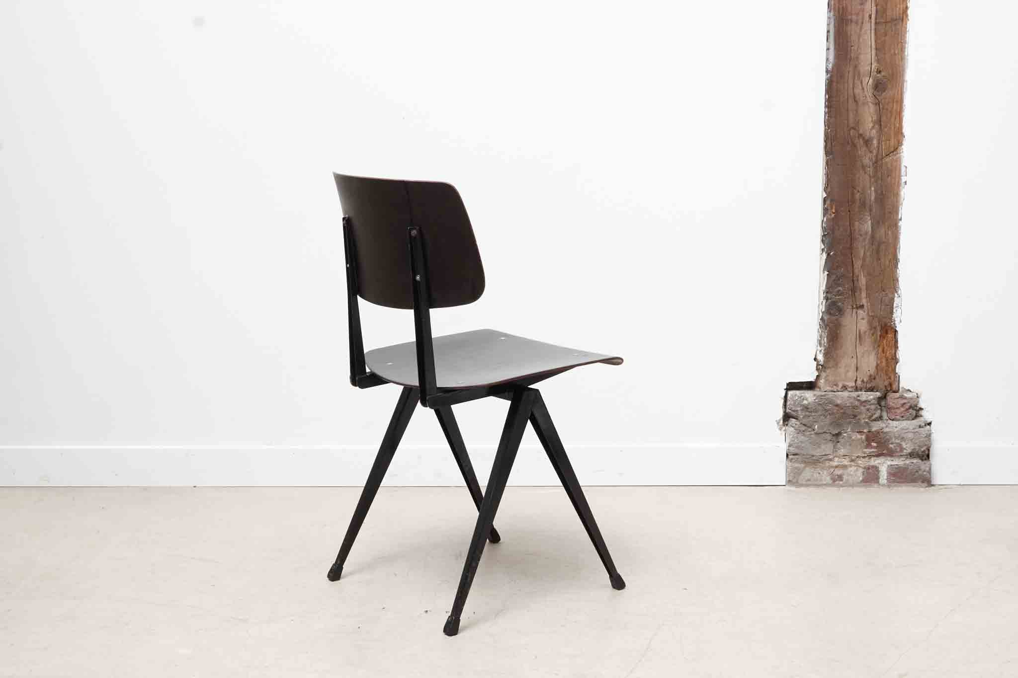 Chaise Galvanitas S16 ébène / noir