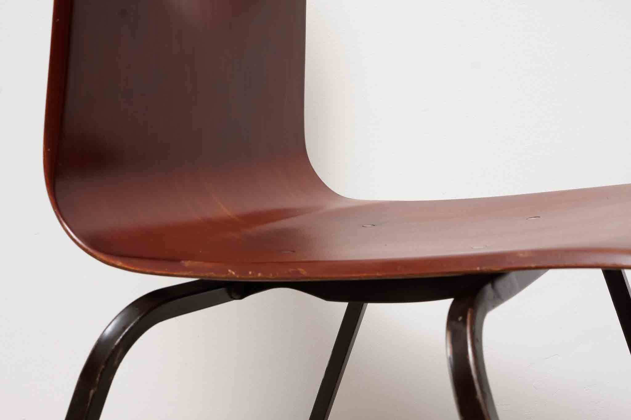Chaise Galvanitas S23 acajou / marron Cartel de Belleville