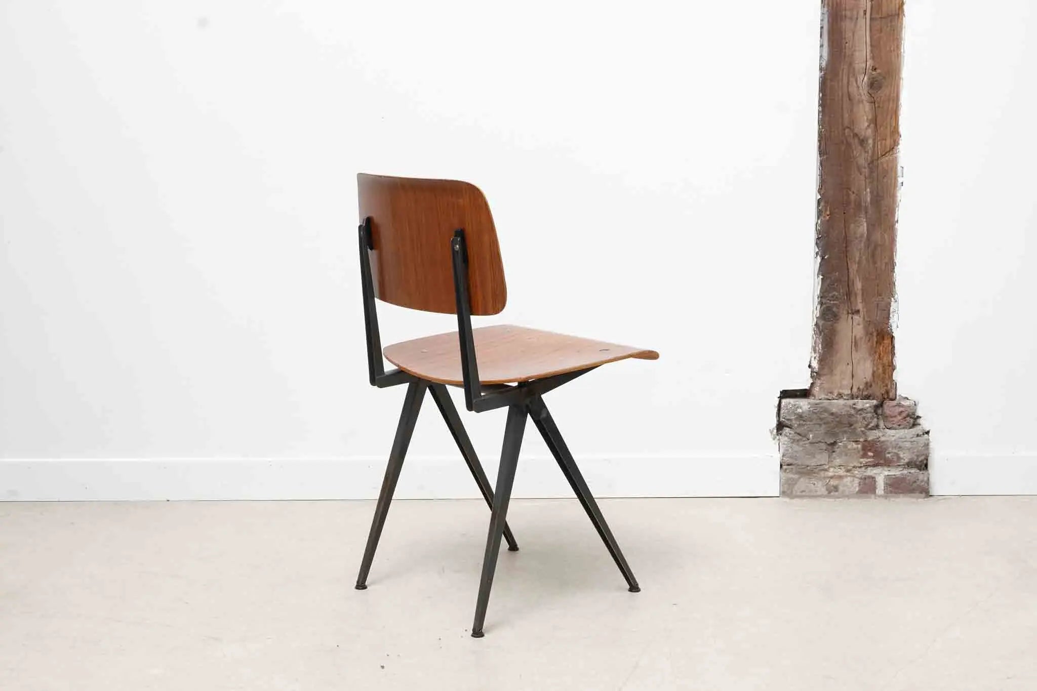 Chaise Marko S101 chêne / gris Cartel de Belleville