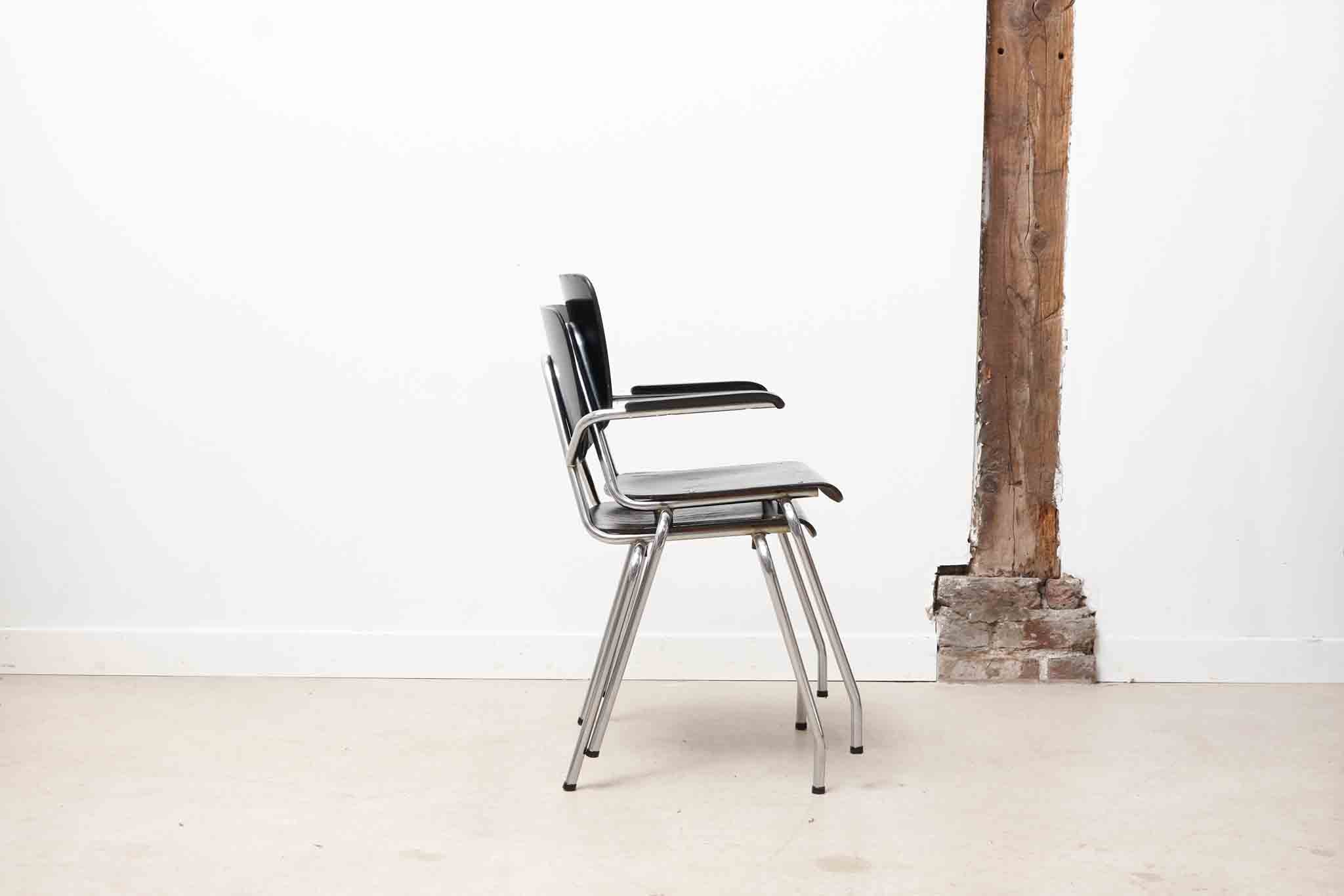 Chaise Kho Liang Le avec accoudoirs noir