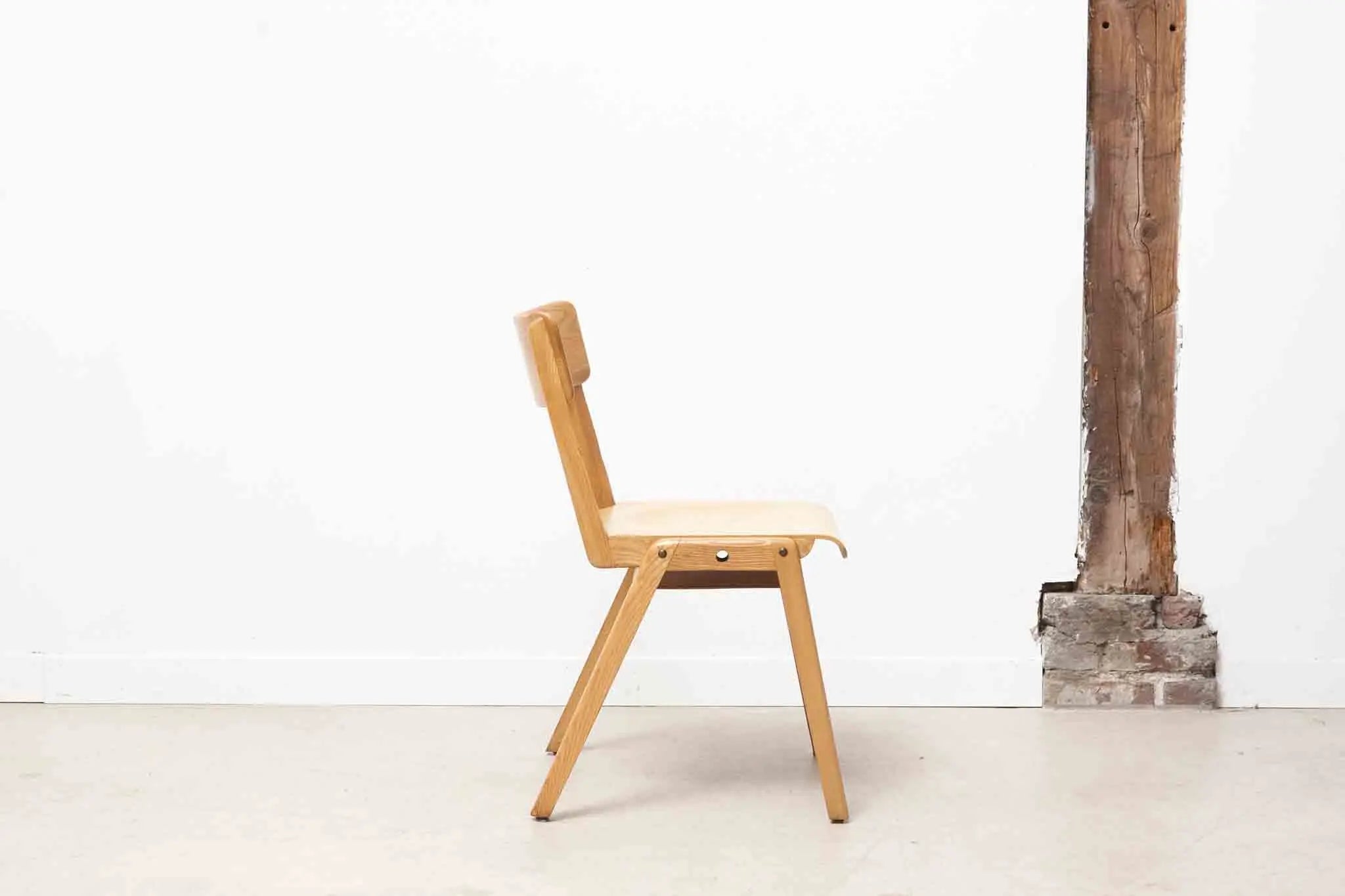 Chaise bistrot style scandinave Cartel de Belleville