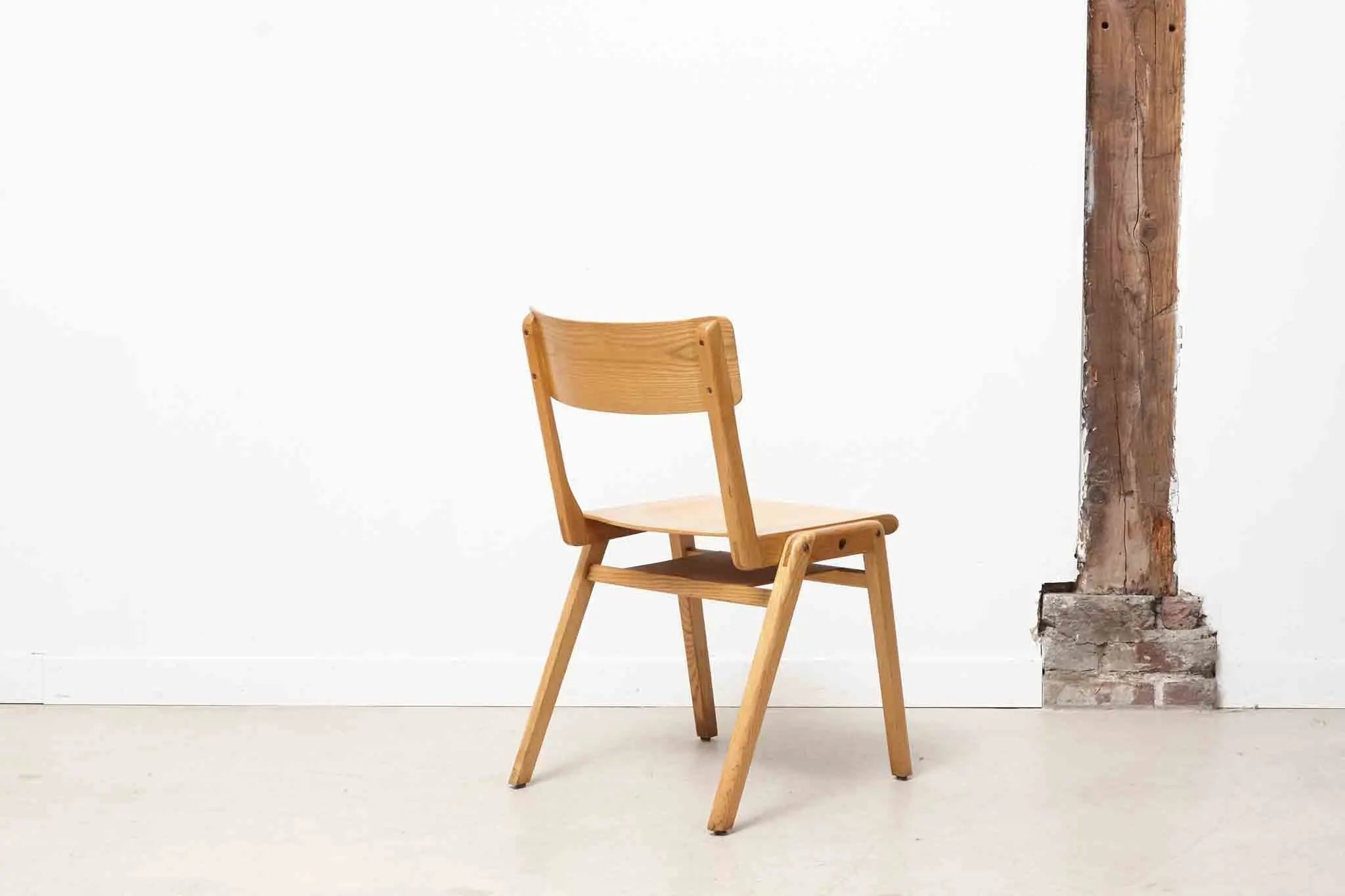 Chaise bistrot style scandinave Cartel de Belleville