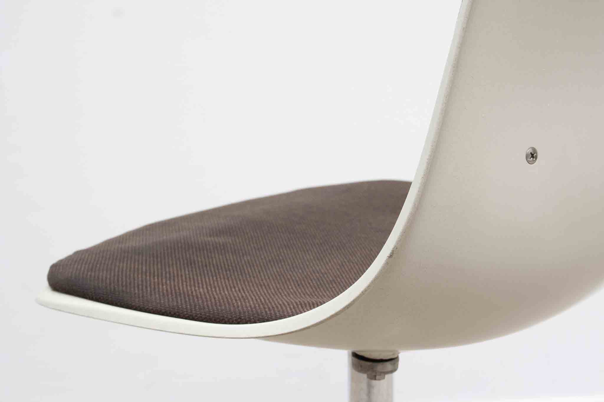 Chaises vintage Wilkhahn tulipe marron / blanc