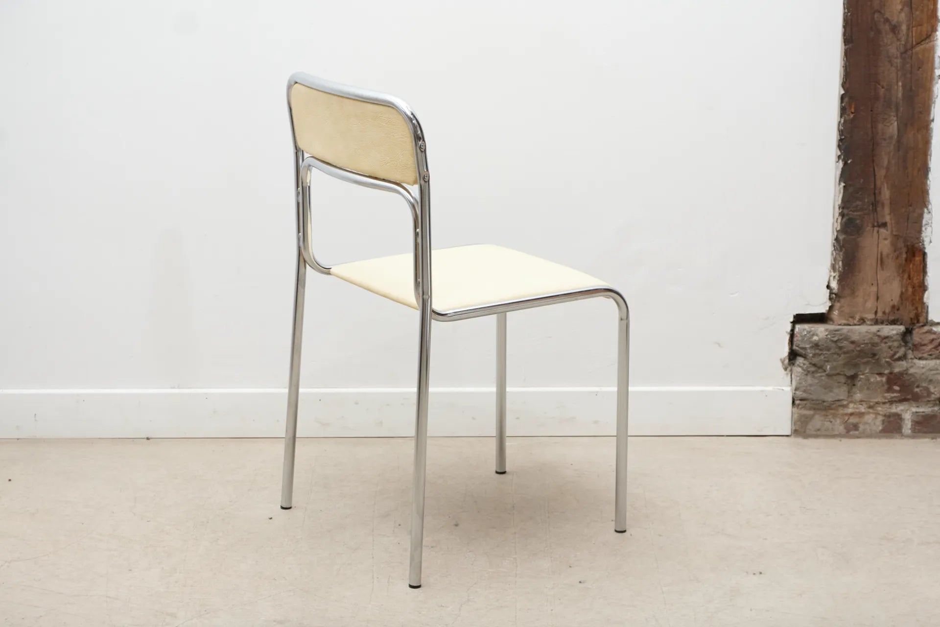 Chaise Lili Cartel de Belleville