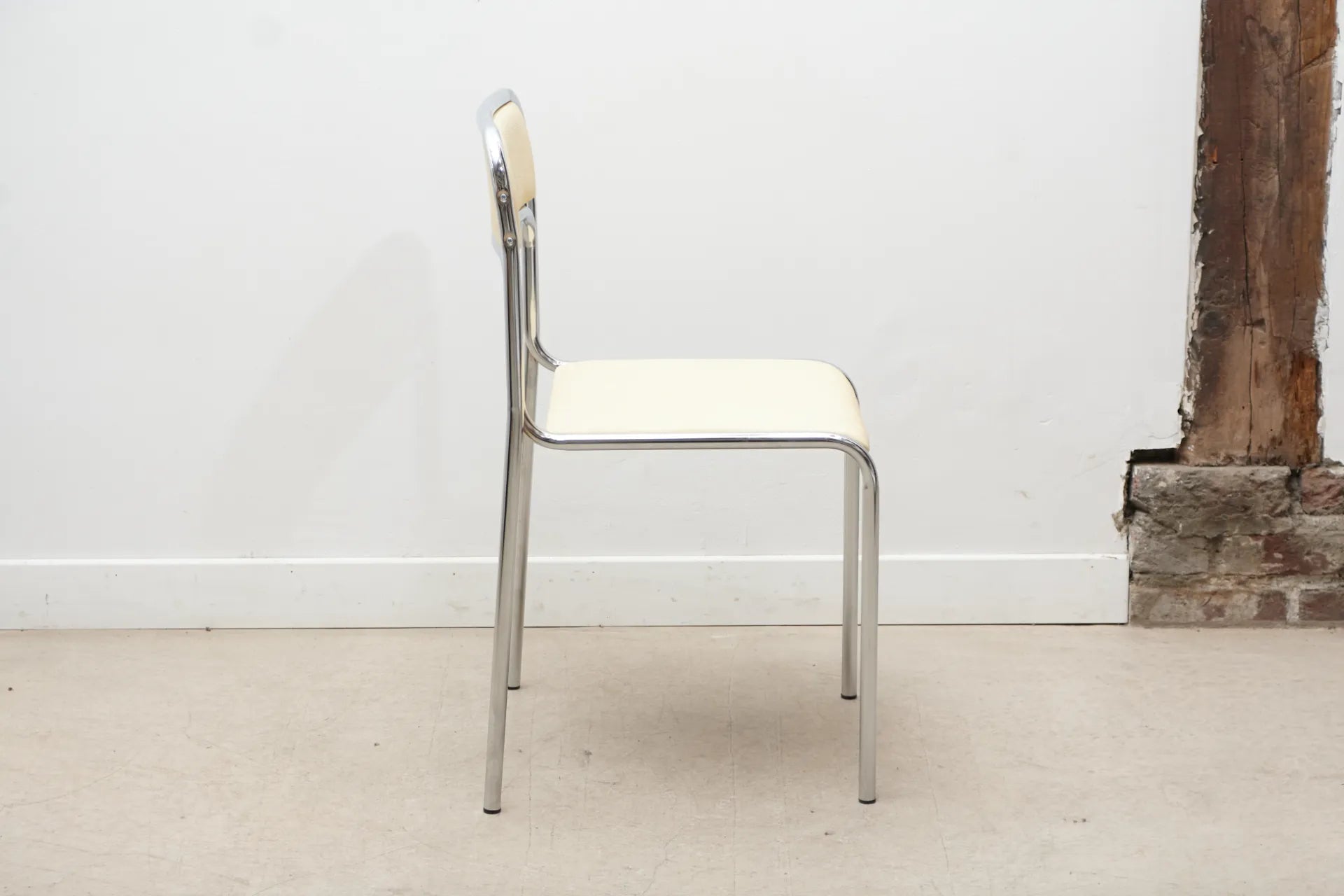 Chaise Lili Cartel de Belleville