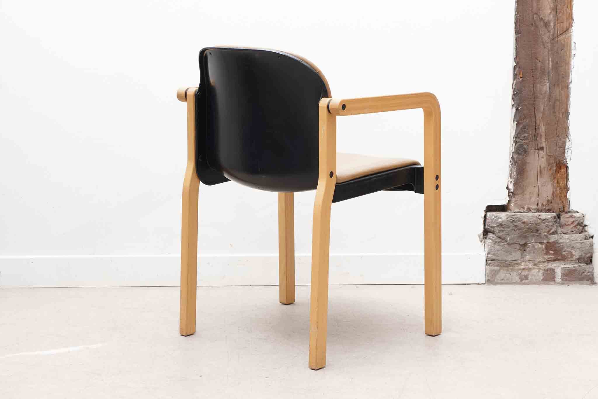 Fauteuil Kembo structure hêtre Cartel de Belleville
