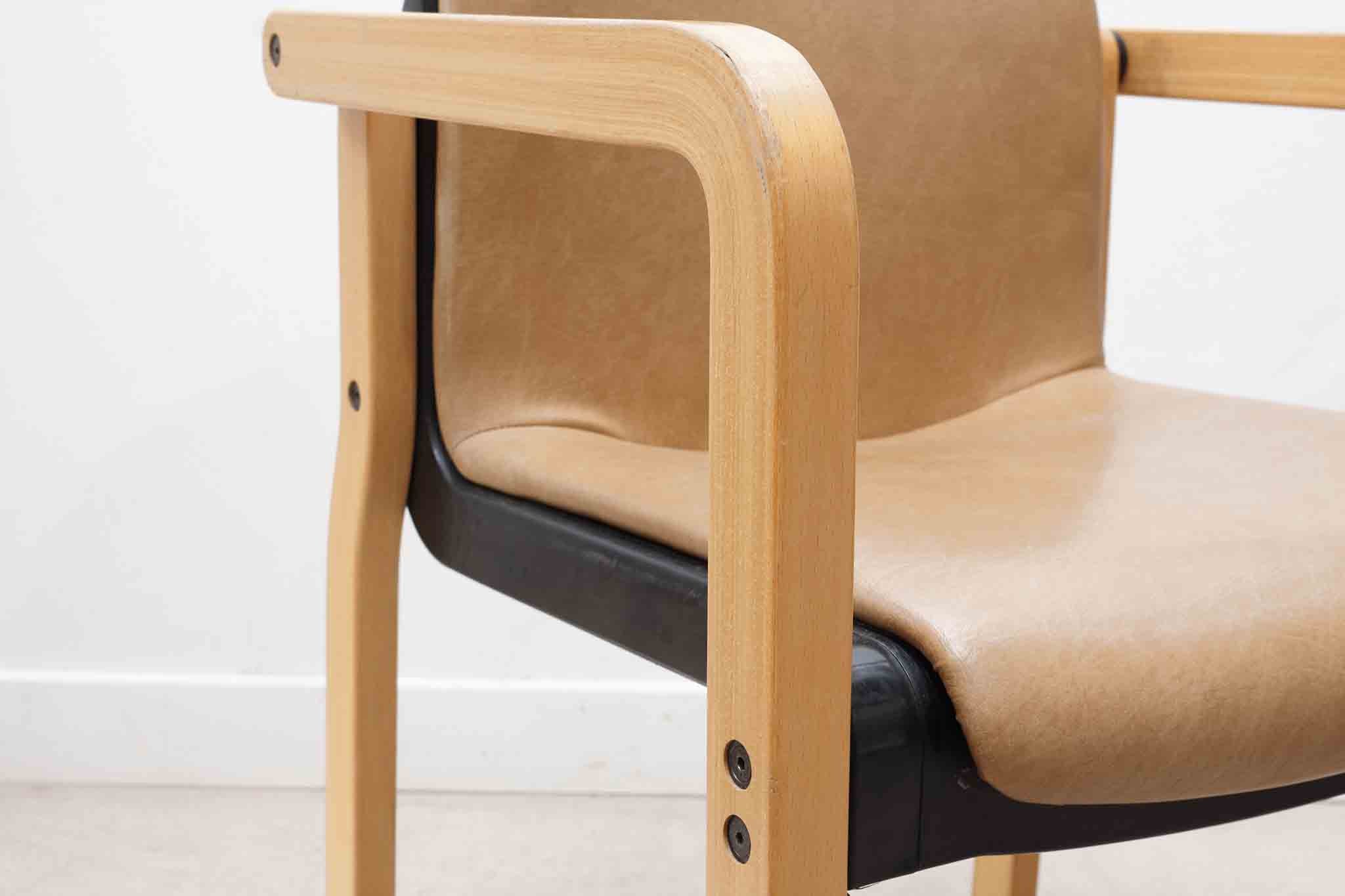 Fauteuil Kembo structure hêtre Cartel de Belleville