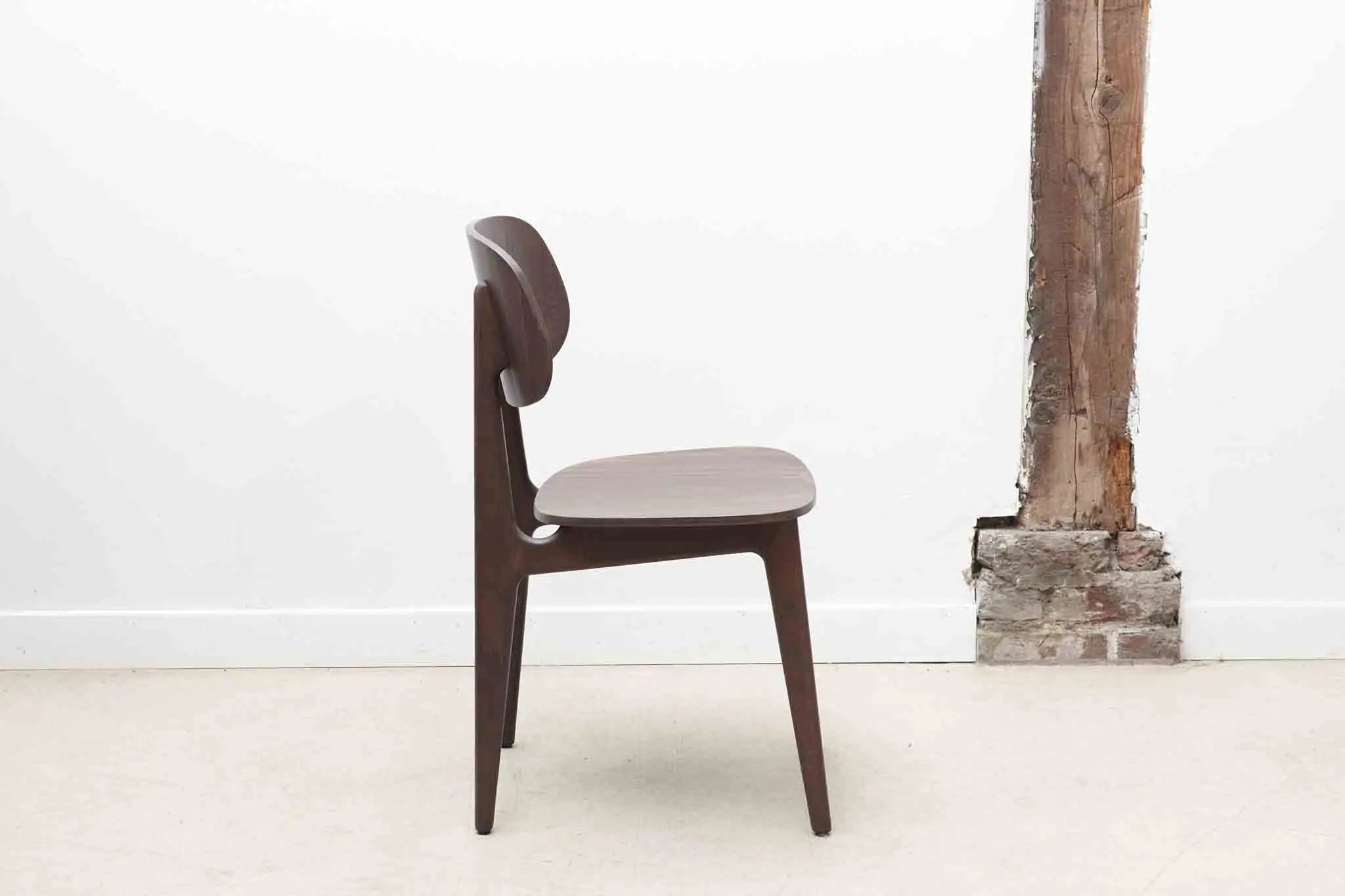Chaise en bois style Japonais Cartel de Belleville