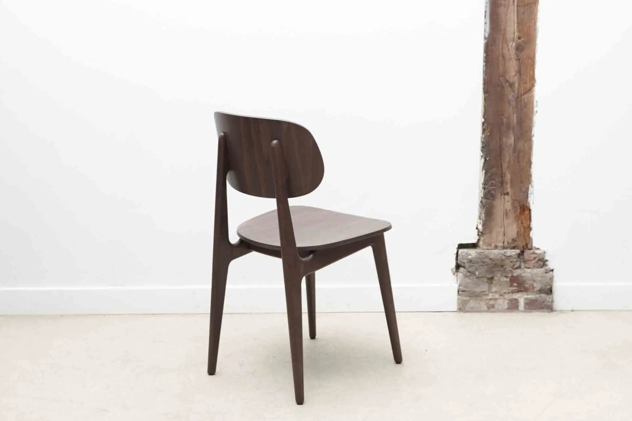 Chaise en bois style Japonais Cartel de Belleville