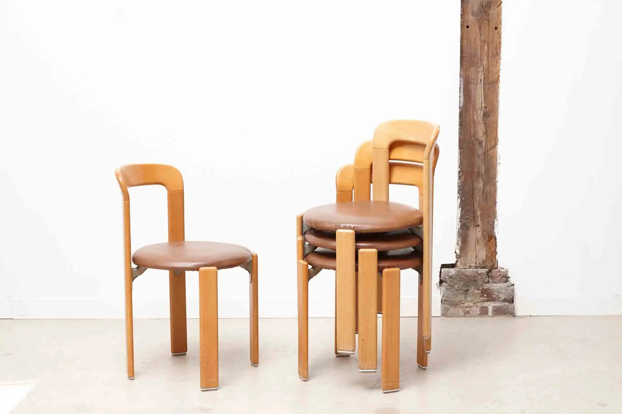 Chaise Bruno Rey par Kusch+co hêtre et marron Cartel de Belleville