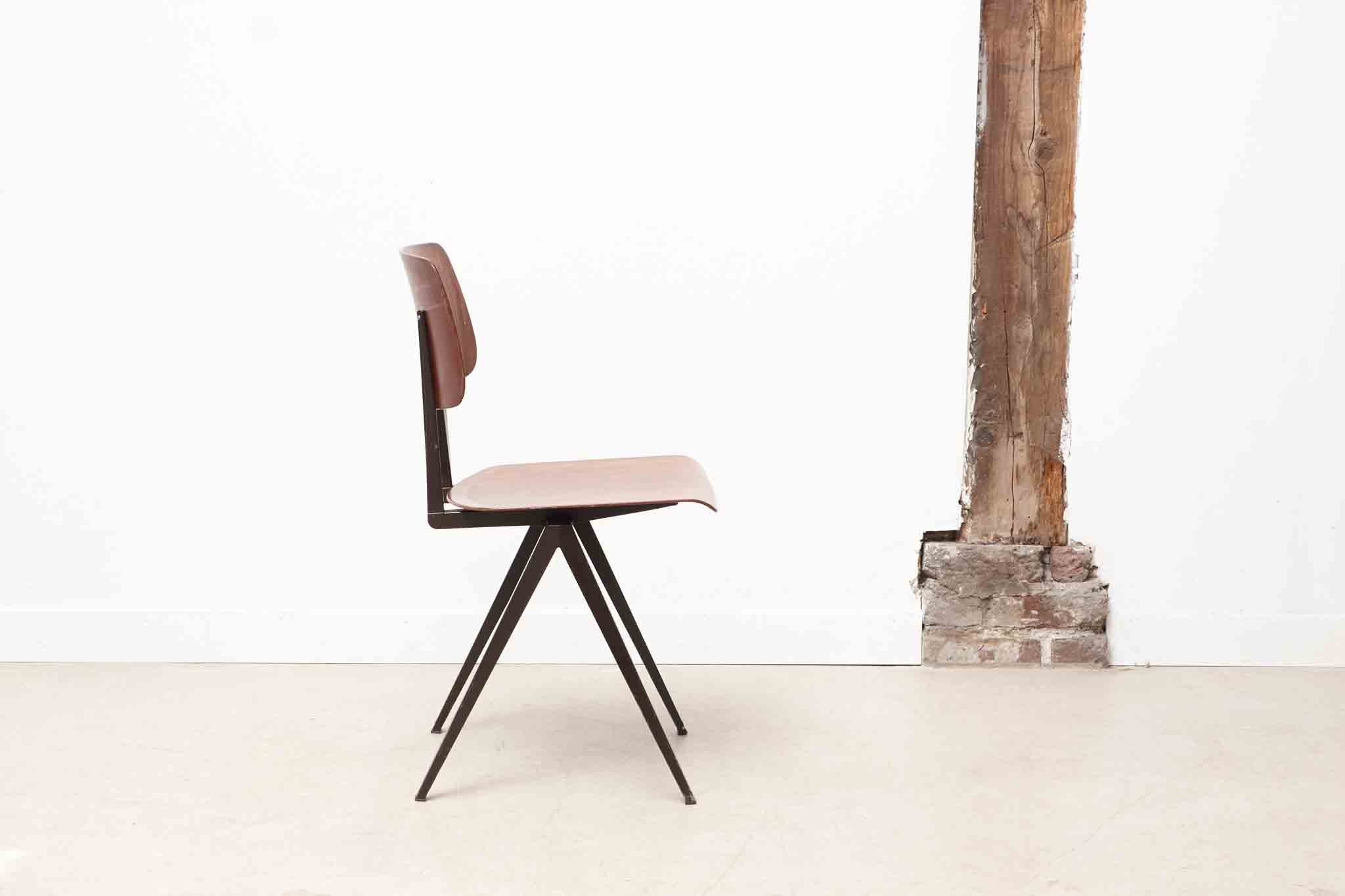 Chaise Galvanitas S16 chêne / marron