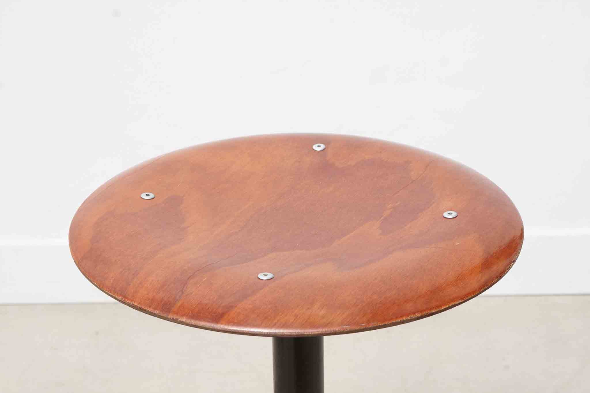 Tabouret bas ajustable chêne / noir