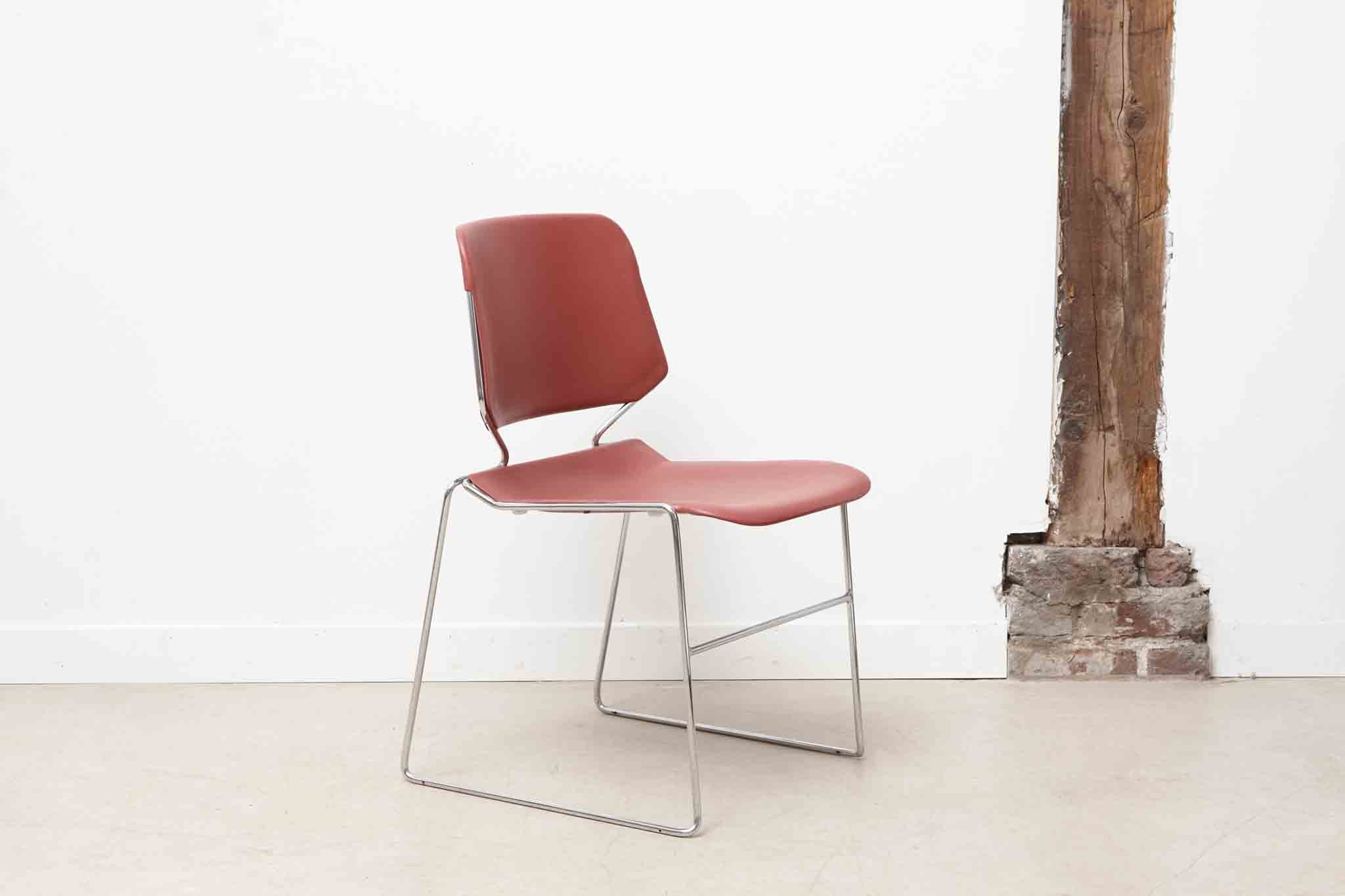 Chaise design Matrix par Thomas Tolleson Cartel de Belleville