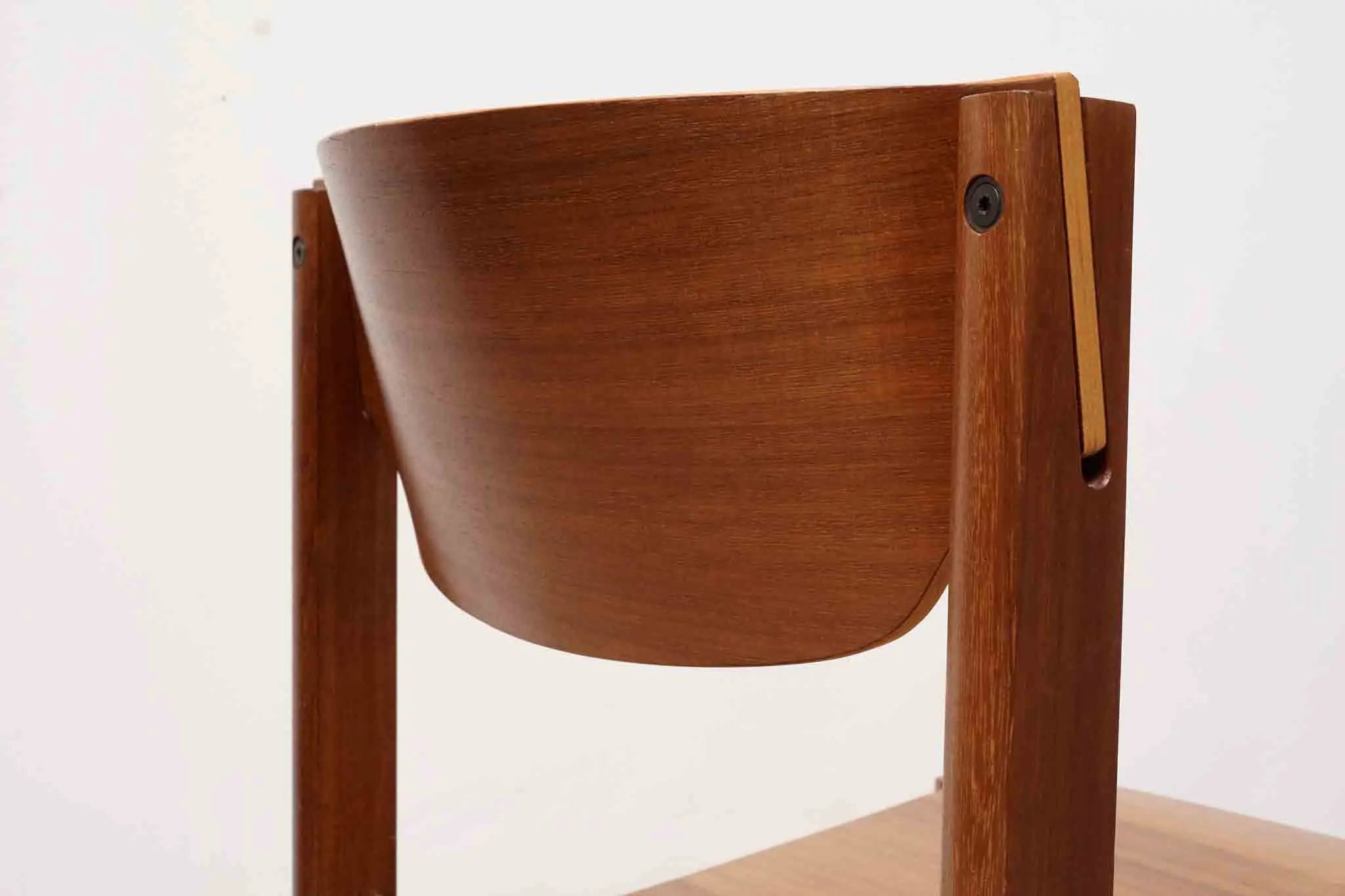 Chaise style scandinave Kusch & co Cartel de Belleville