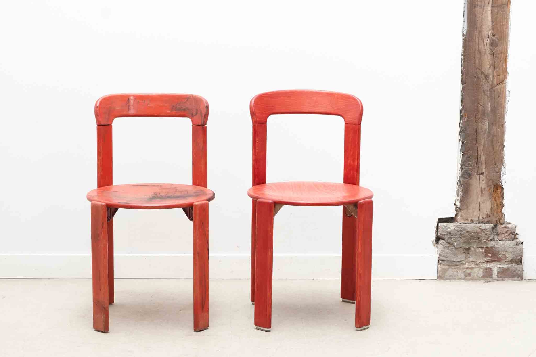 Chaise Kusch+co Bruno Rey teintée rouge Cartel de Belleville