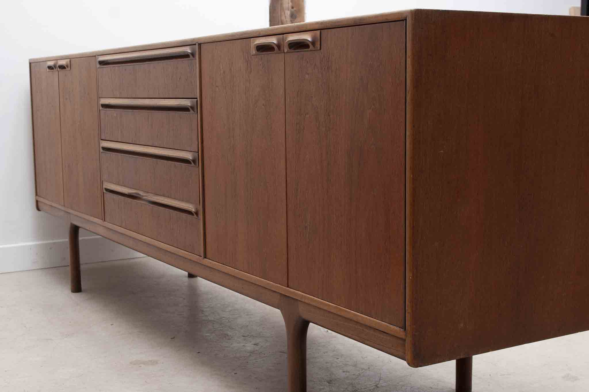 Enfilade McIntosh par Tom Robertson, années 60s