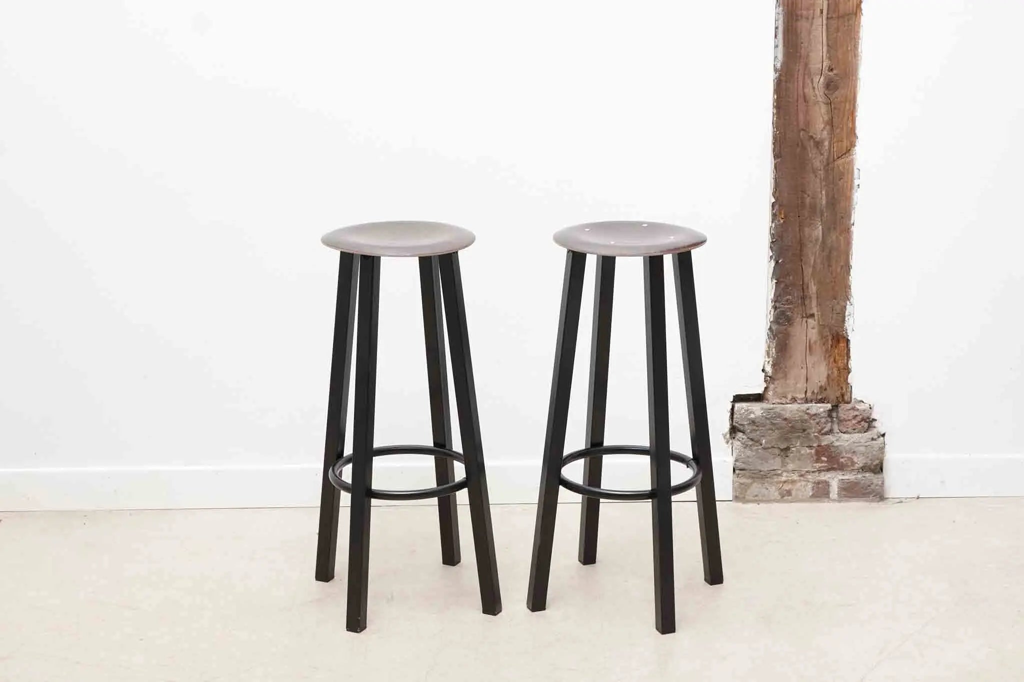 Tabouret de bar assise en pagholz Cartel de Belleville