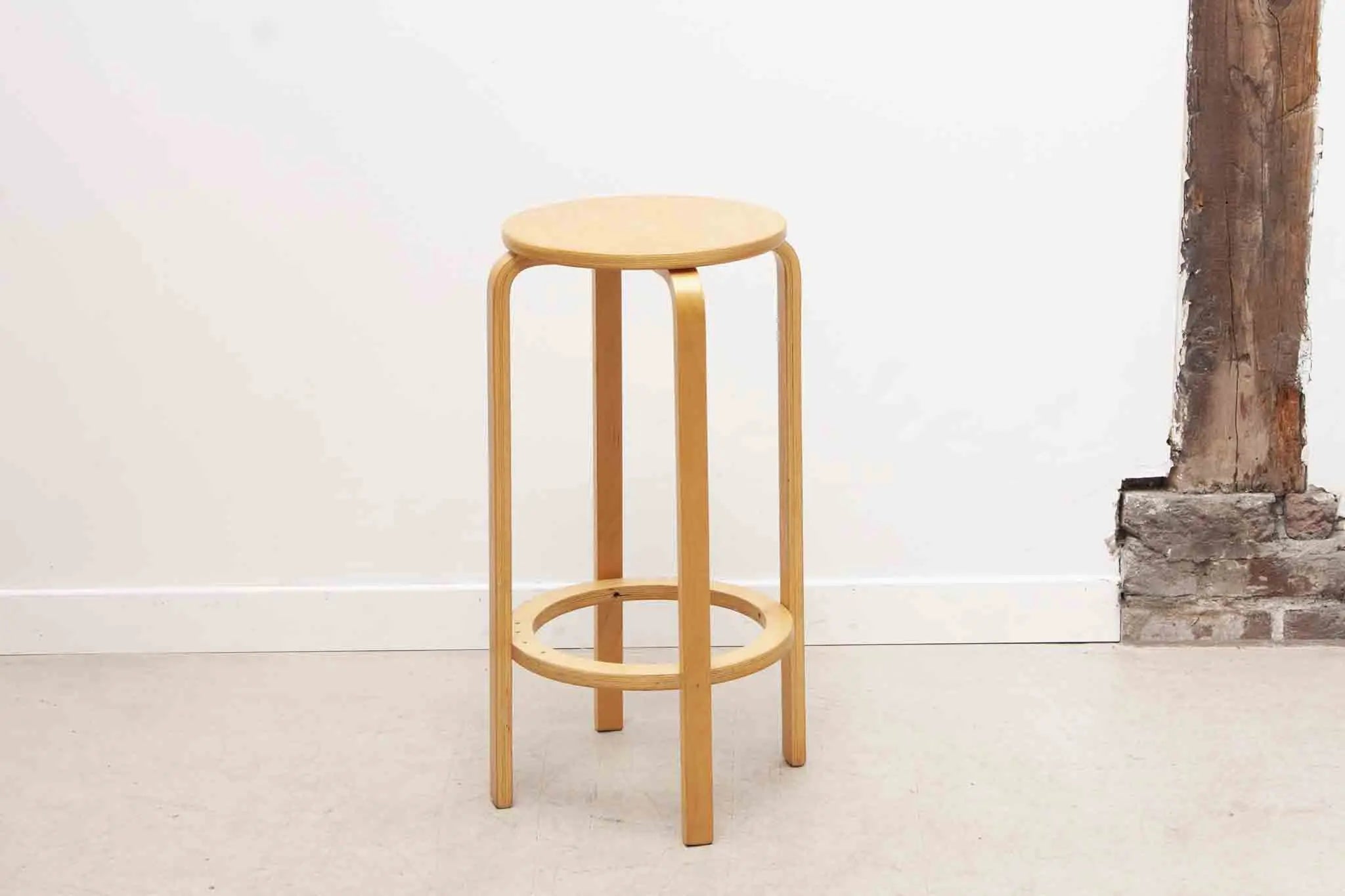 Tabouret de bar Ikea Cartel de Belleville