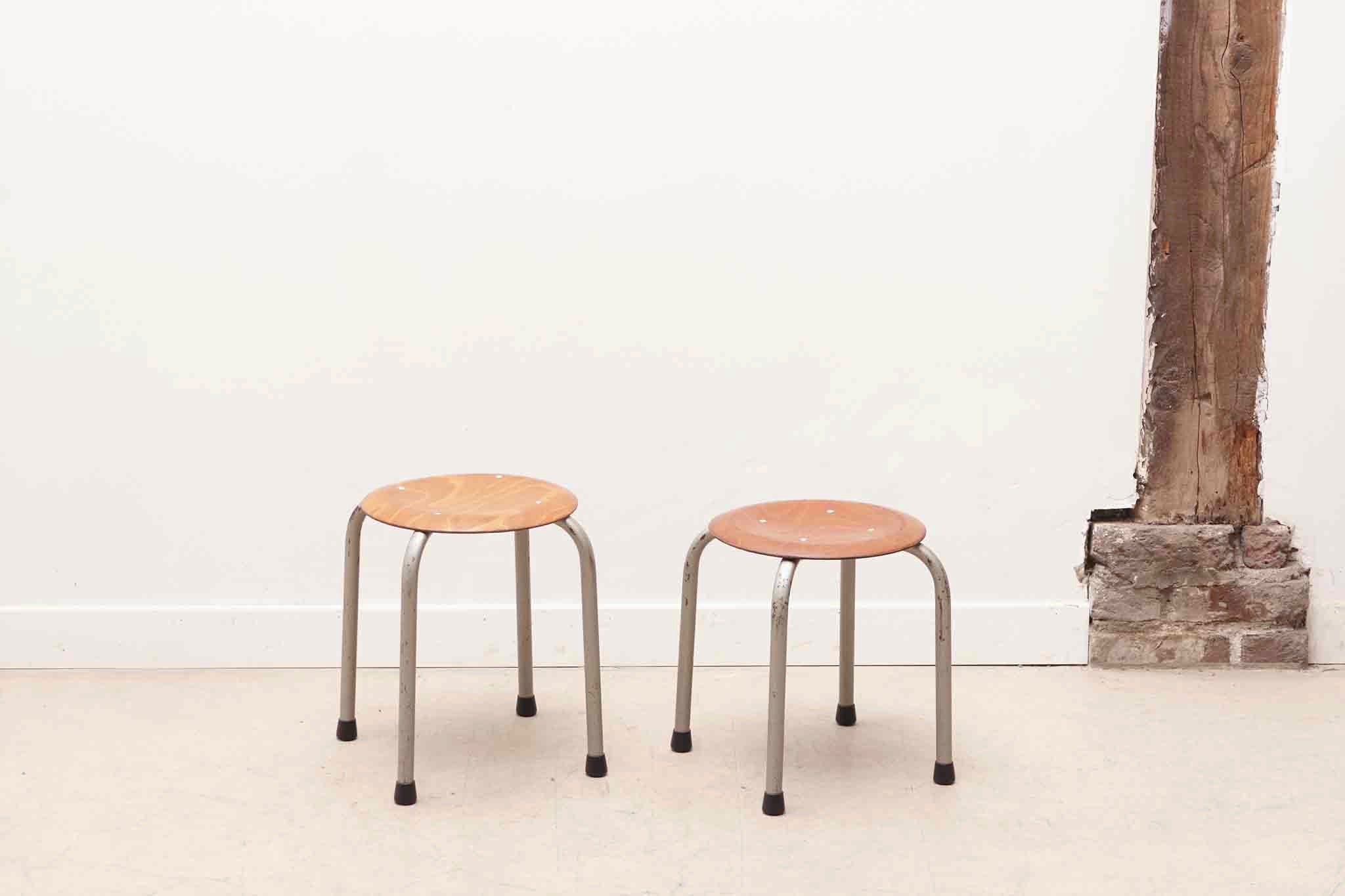 Tabouret bas chêne / gris