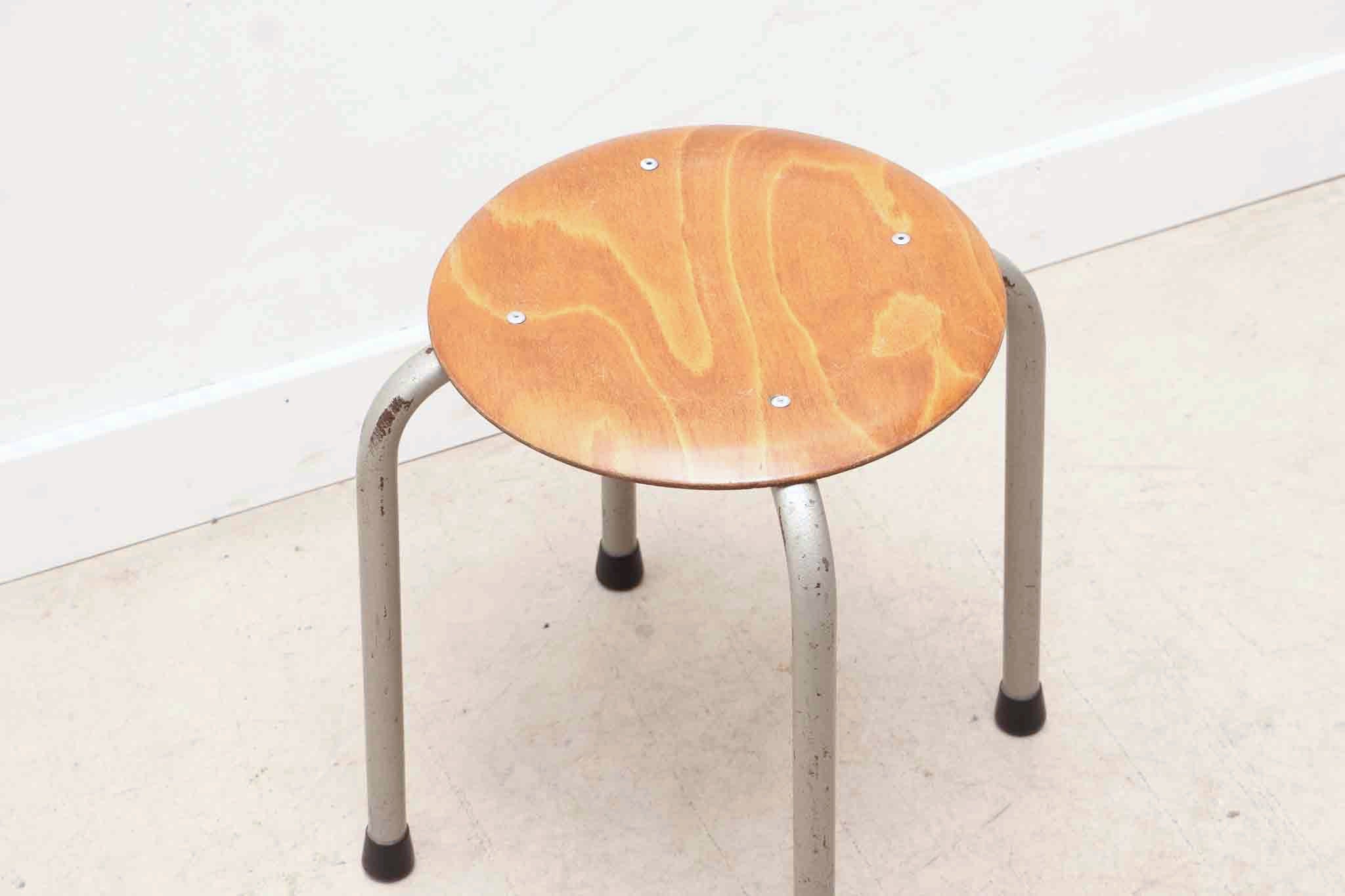 Tabouret bas chêne / gris