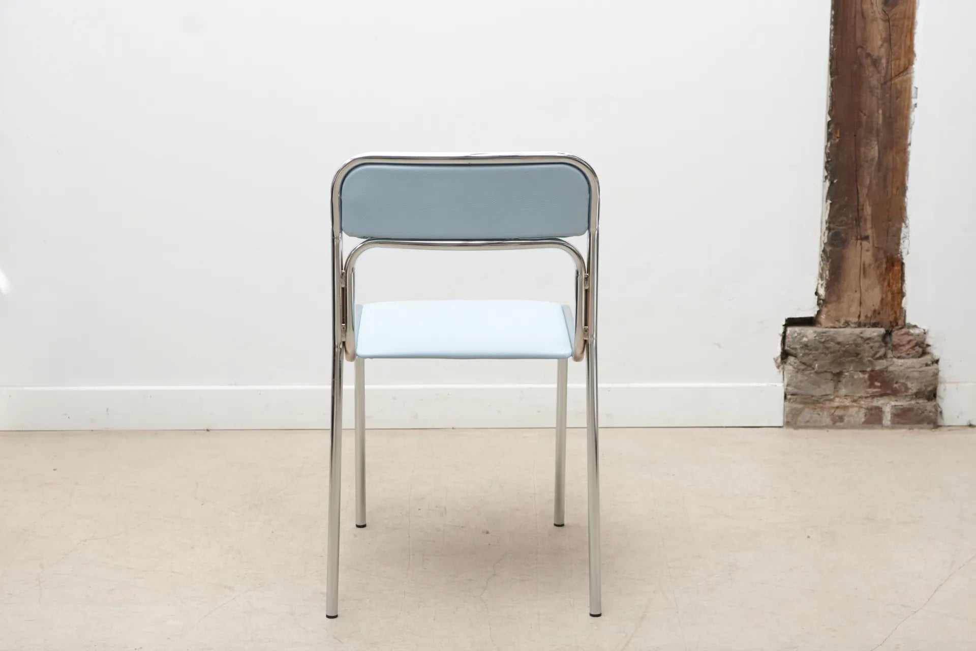 Chaise Lili Cartel de Belleville