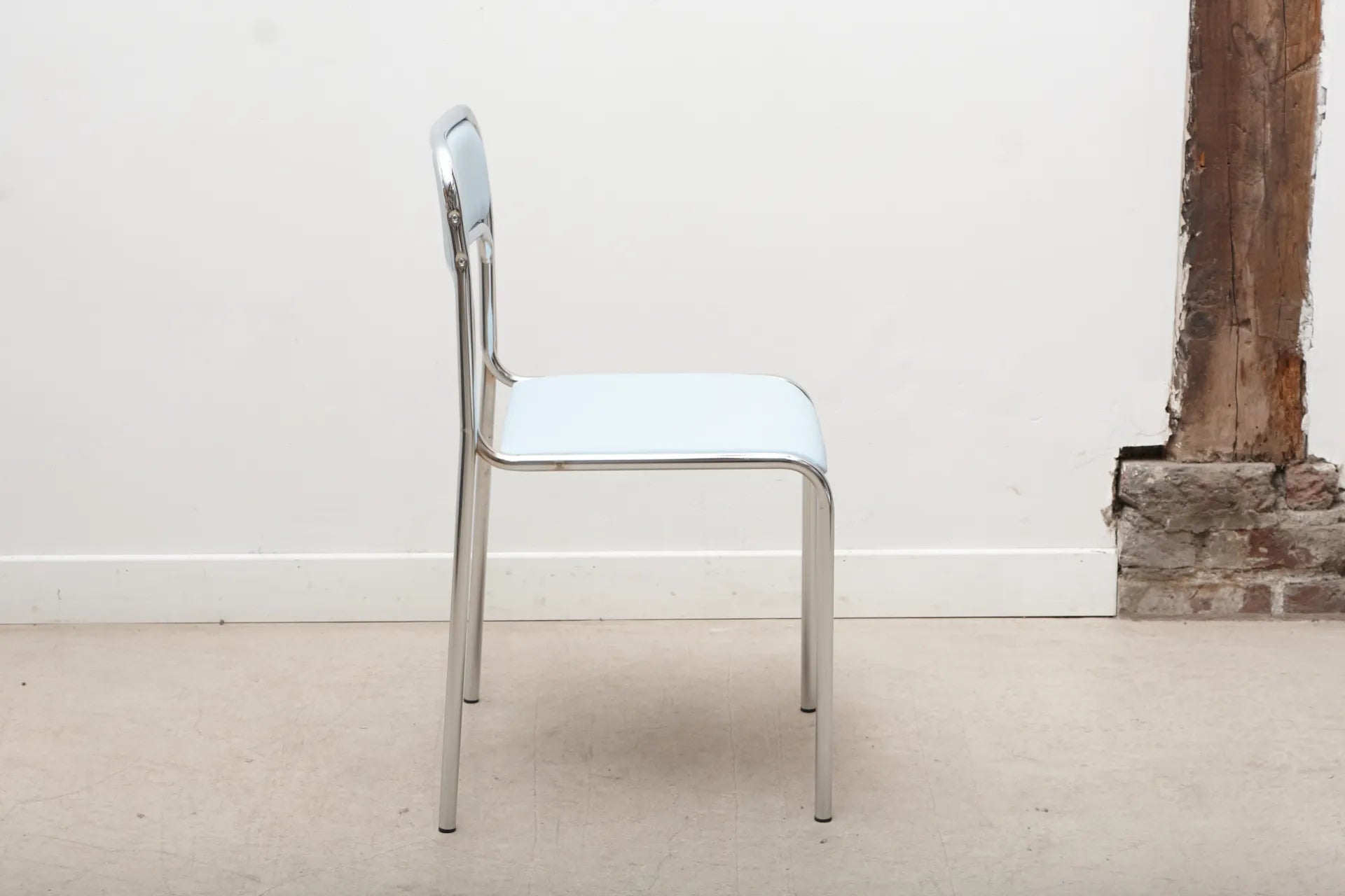 Chaise Lili Cartel de Belleville