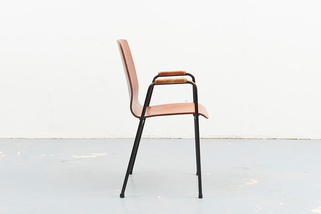 Chaise vintage accoudoirs chêne et marron