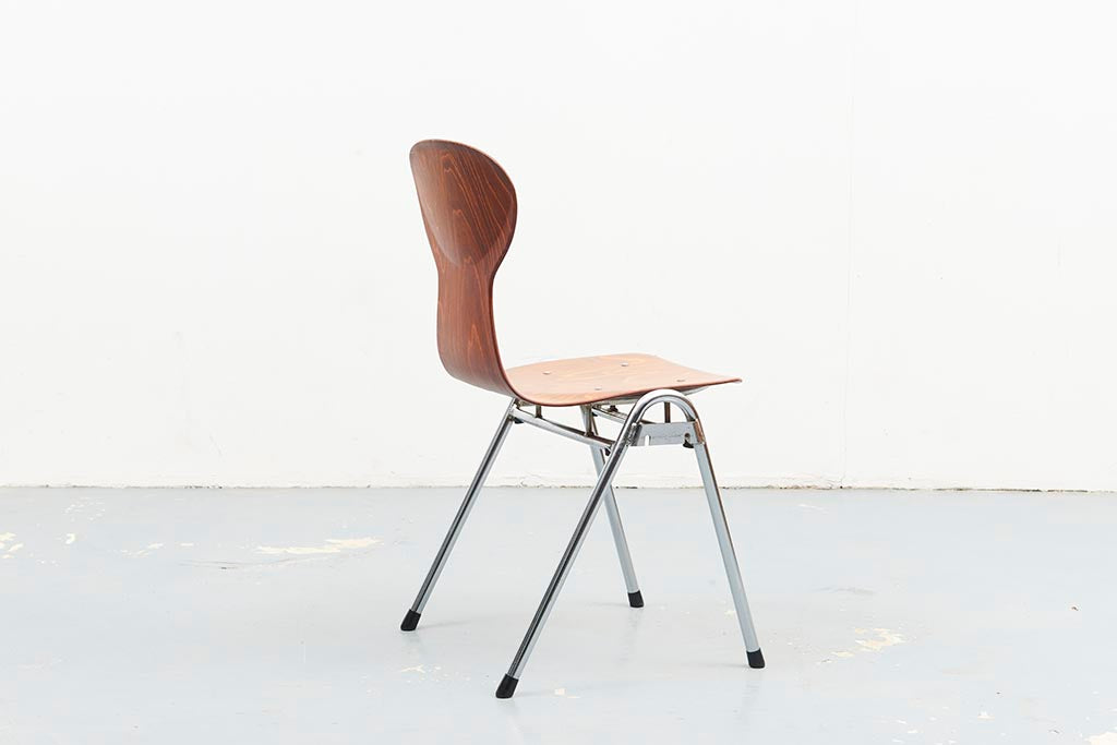 Chaise vintage Eromes "Fourmi" chêne et chrome Cartel de Belleville