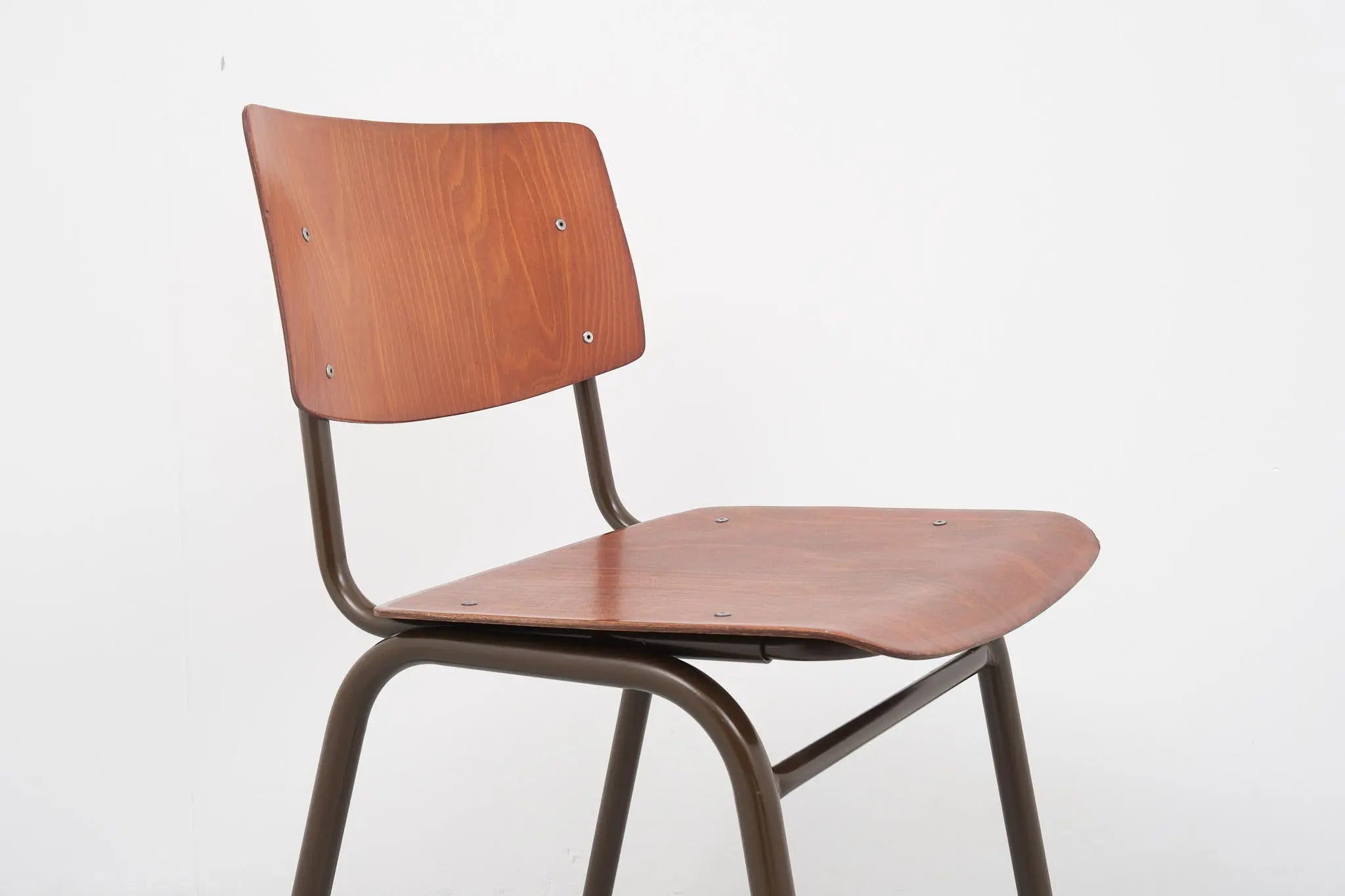 Chaise Marko chêne et marron Cartel de Belleville