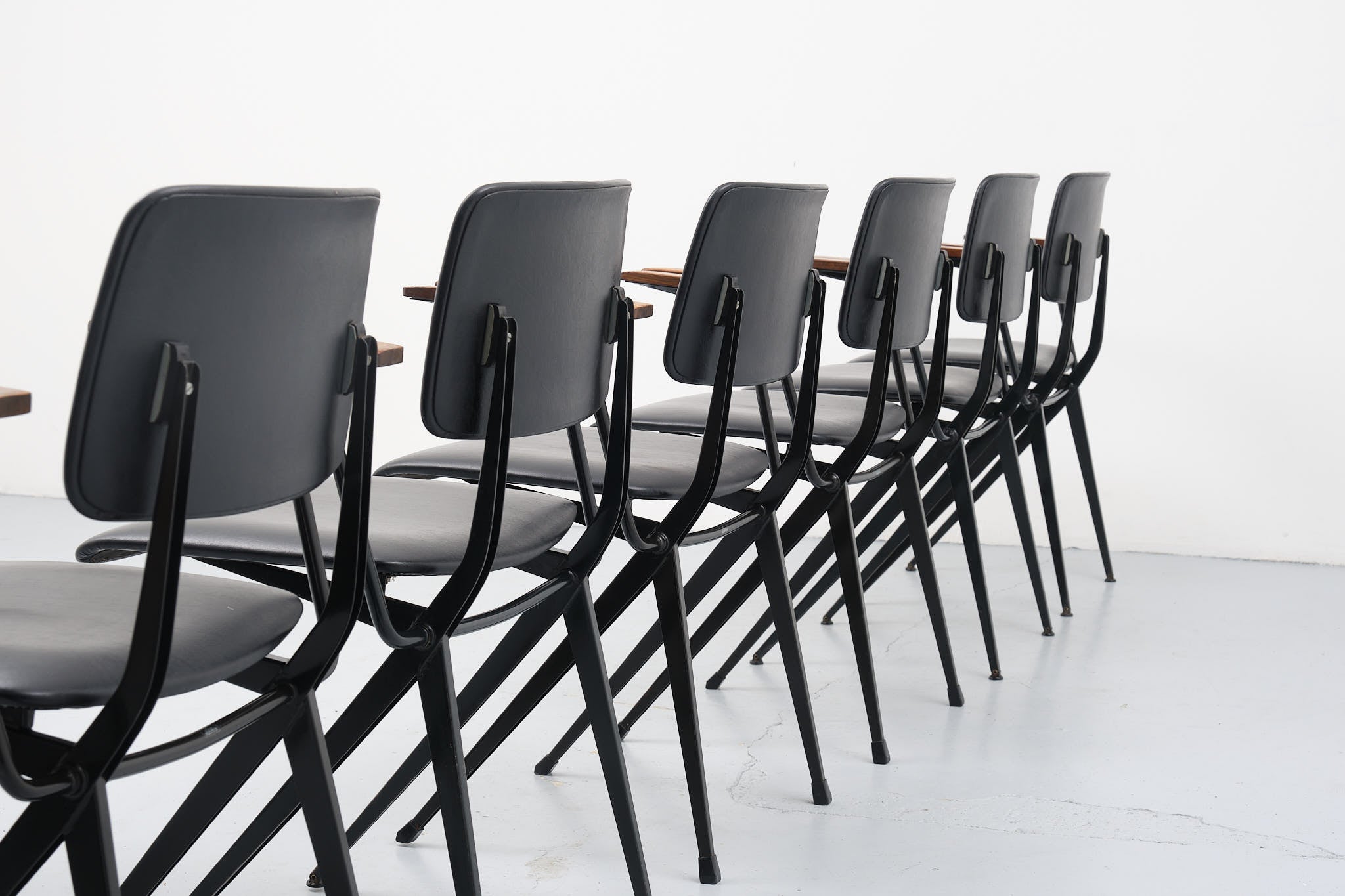 Chaise Marko S202 Spinstoel Accoudoirs noir