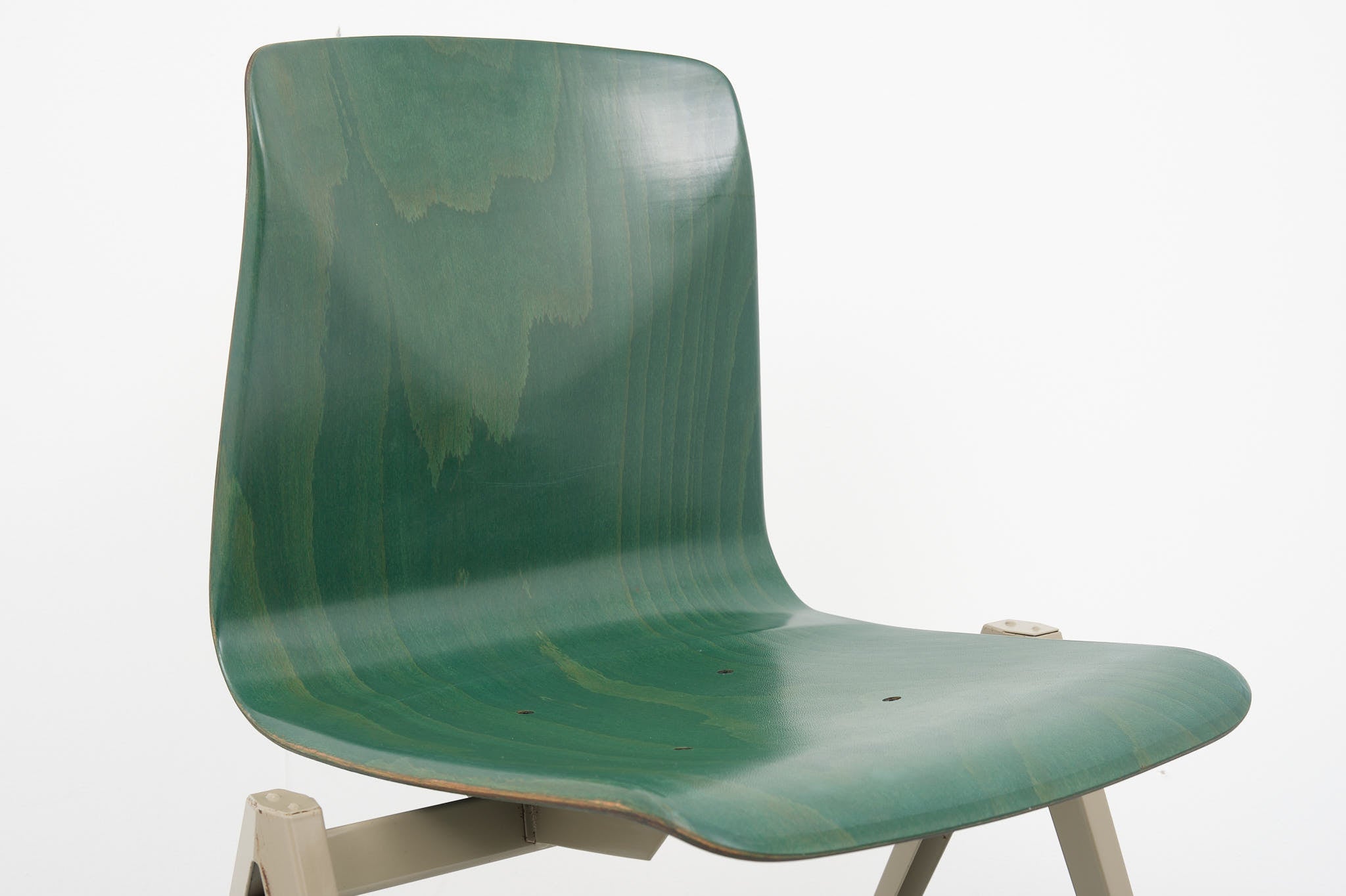 Chaise vintage Galvanitas S22 multicolores Cartel de Belleville