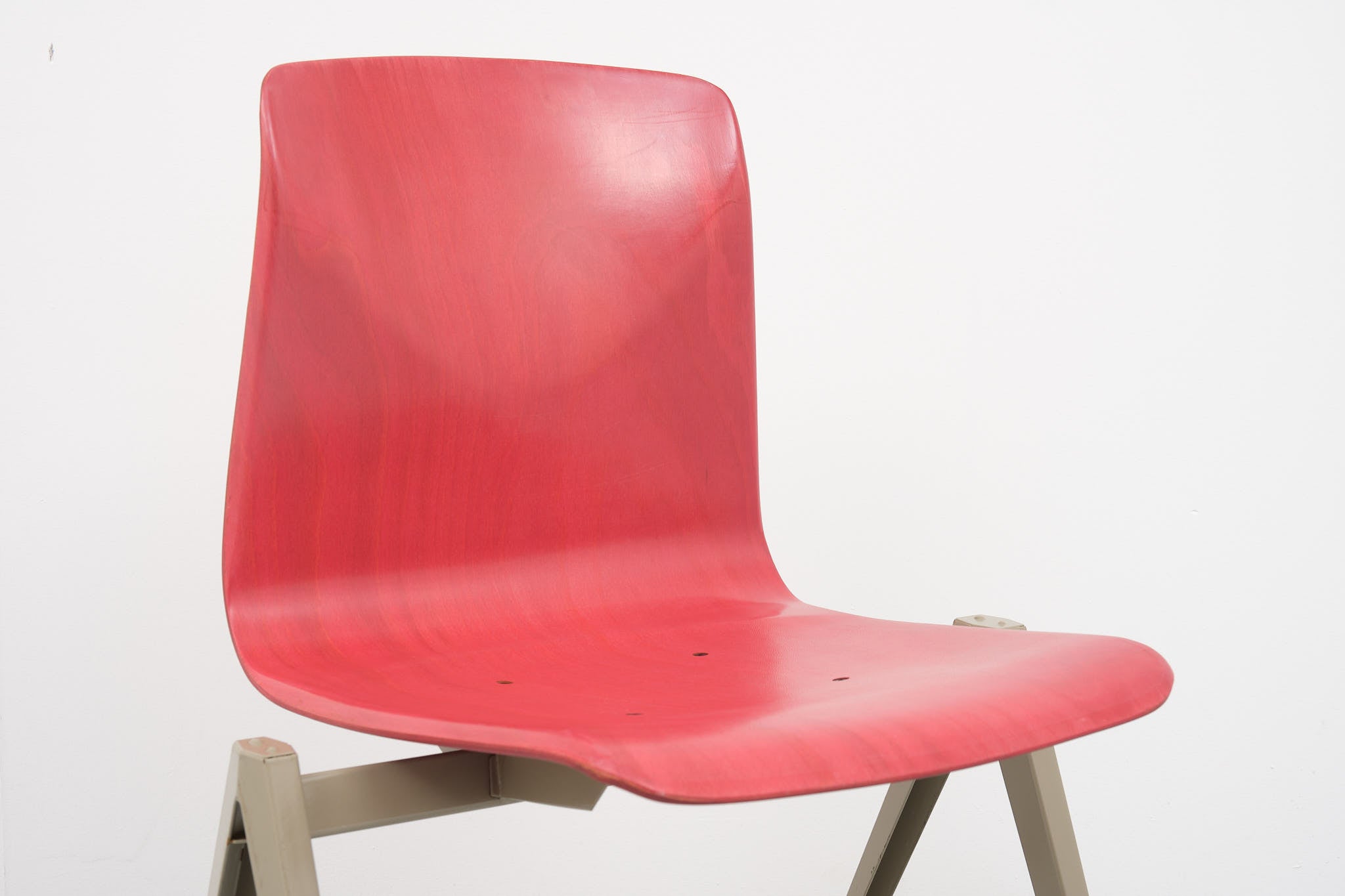 Chaise vintage Galvanitas S22 multicolores Cartel de Belleville