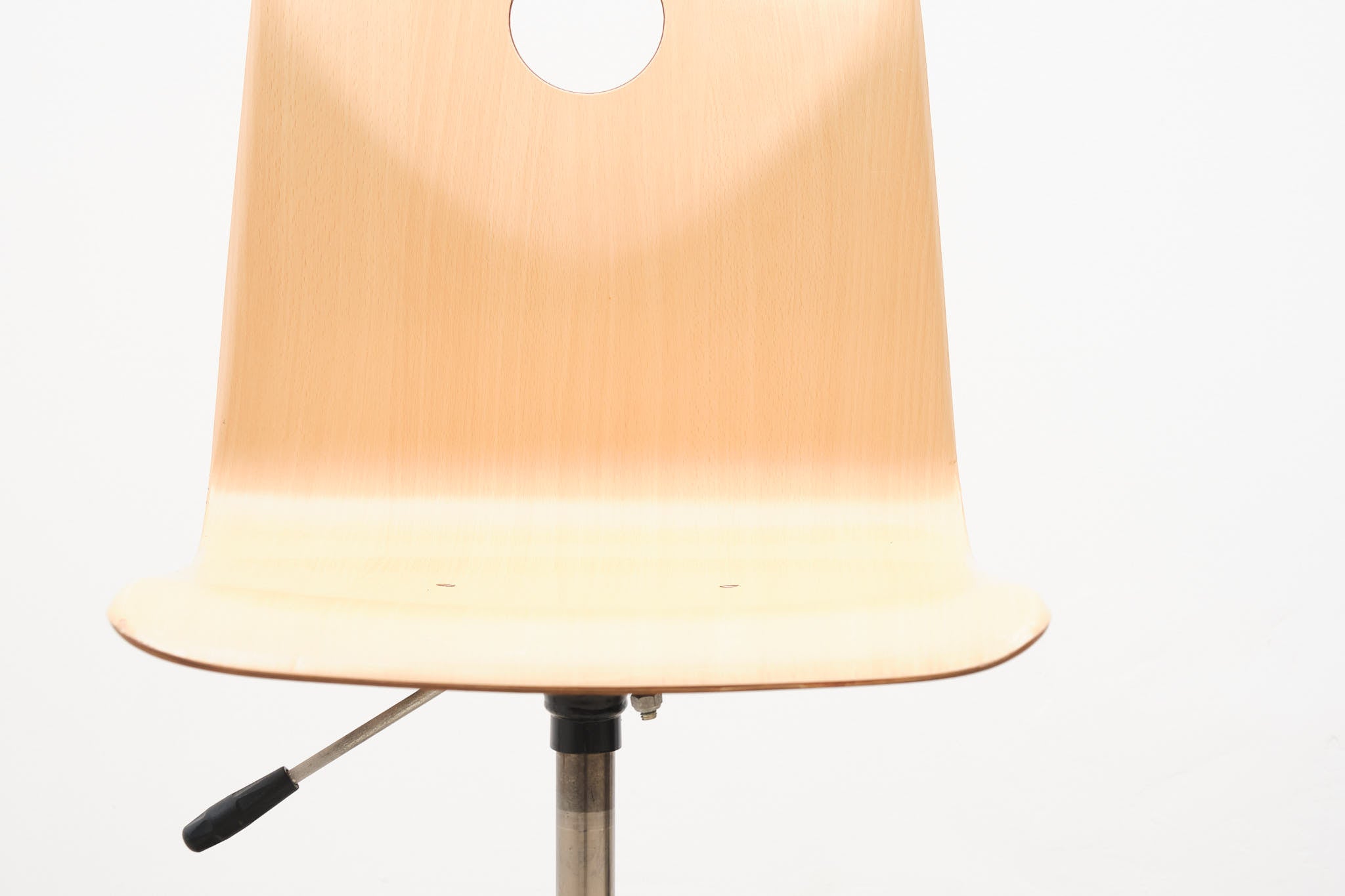 Chaise de bureau à roulettes