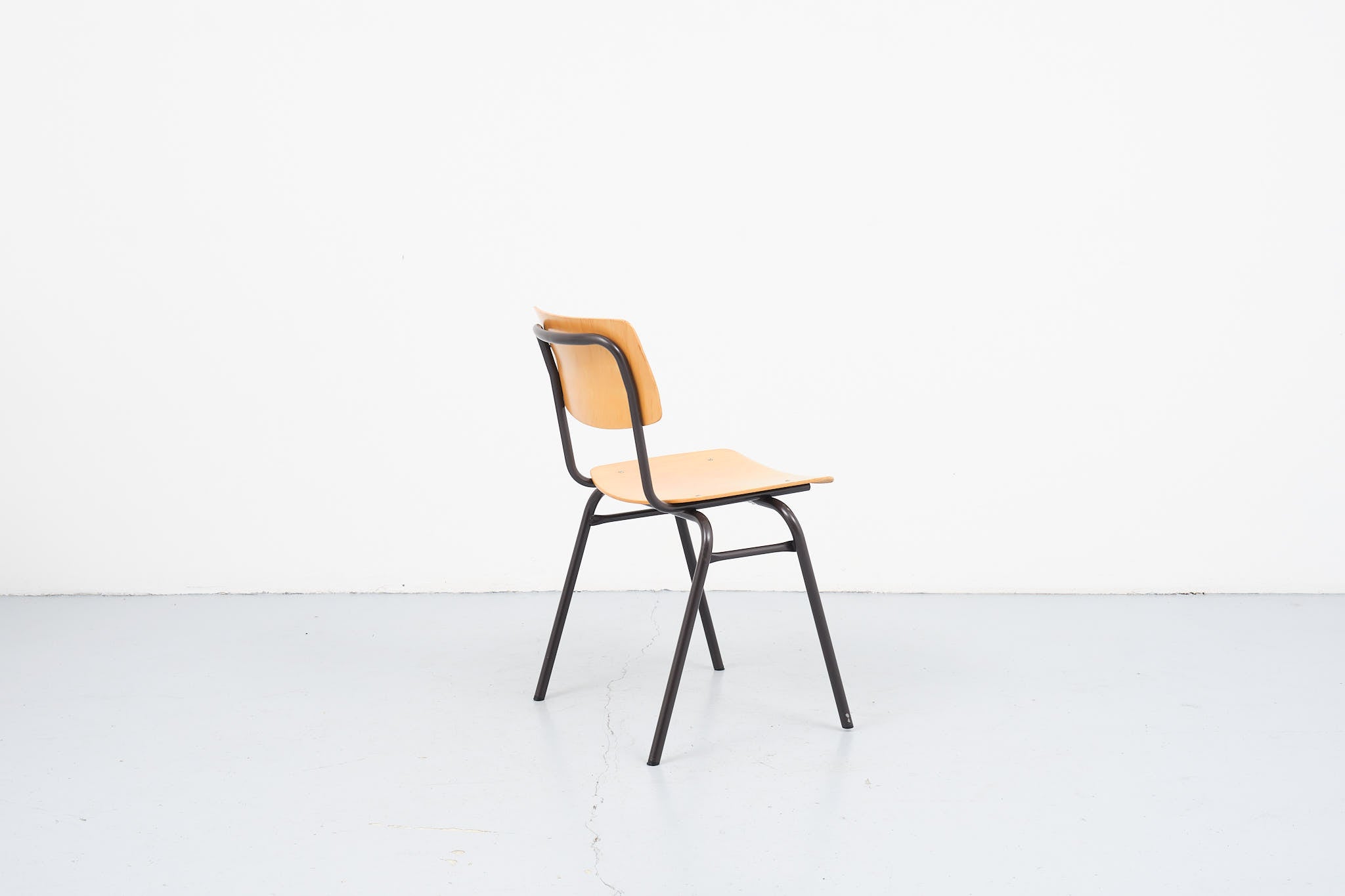 Chaise vintage Ahrend hêtre et gris chaud